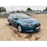 ** ON SALE ** Vauxhall Astra Tourer 1.6 CDTI 16V 110 Tech Line 2017 '17 Reg' - No Vat - A/C - S/S