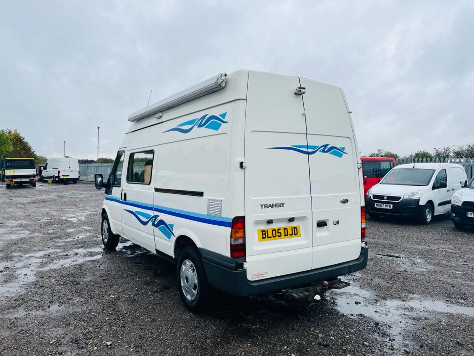 Ford Transit 2.0 TDI L3 H3 Camper 2005 '05 Reg' Long Wheel base - Rear Bed - Cooking Hobb - no vat - Image 6 of 28