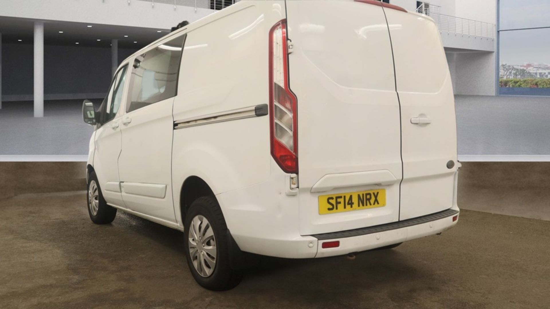 ** ON SALE ** Ford Transit Custom 2.2 Tdci 125 330 L1 H1 Crewcab Van 2014 "14 Reg" - A/C - No Vat - Image 3 of 9