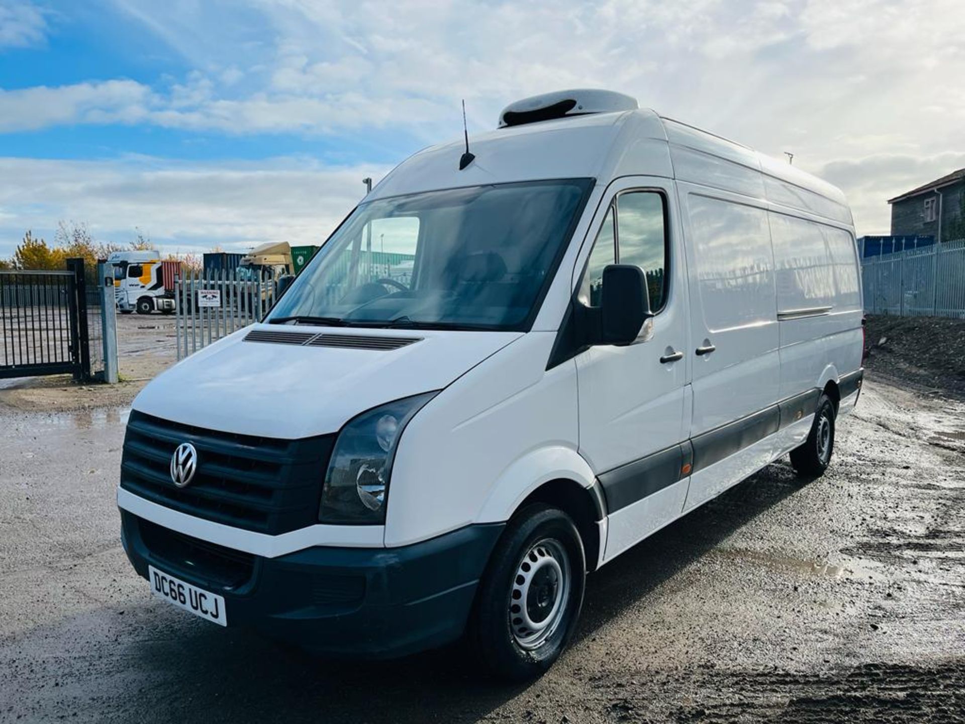 Volkswagen Crafter 2.0 TDI 35 109 BMT L3 H3 Fridge / Freezer 2016 '66 Reg' - ULEZ Compliant - Image 3 of 28