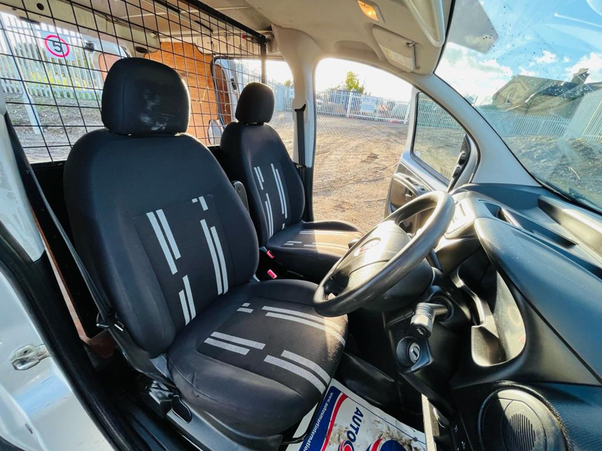 ** ON SALE ** Fiat Fiorino 16v Adventure 1.3 MultiJet 2014 '64 Reg' A/C - No Vat - Panel Van - Image 17 of 27