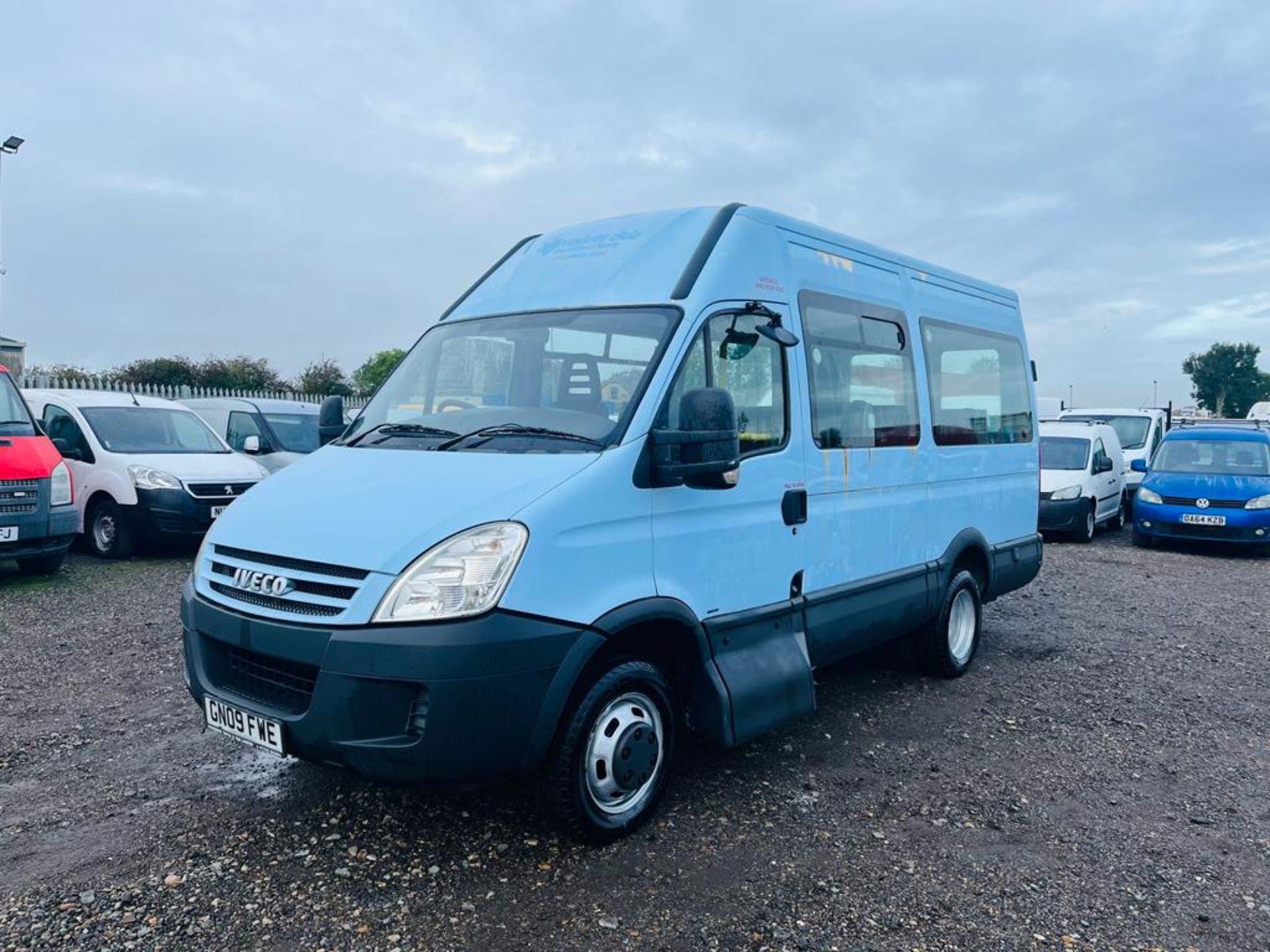 ** ON SALE ** Iveco Daily 2.3 HPI TRW 40C12 115 2009 '09 Reg' Minibus 15 Seats - no vat -Only 34,673 - Image 12 of 29