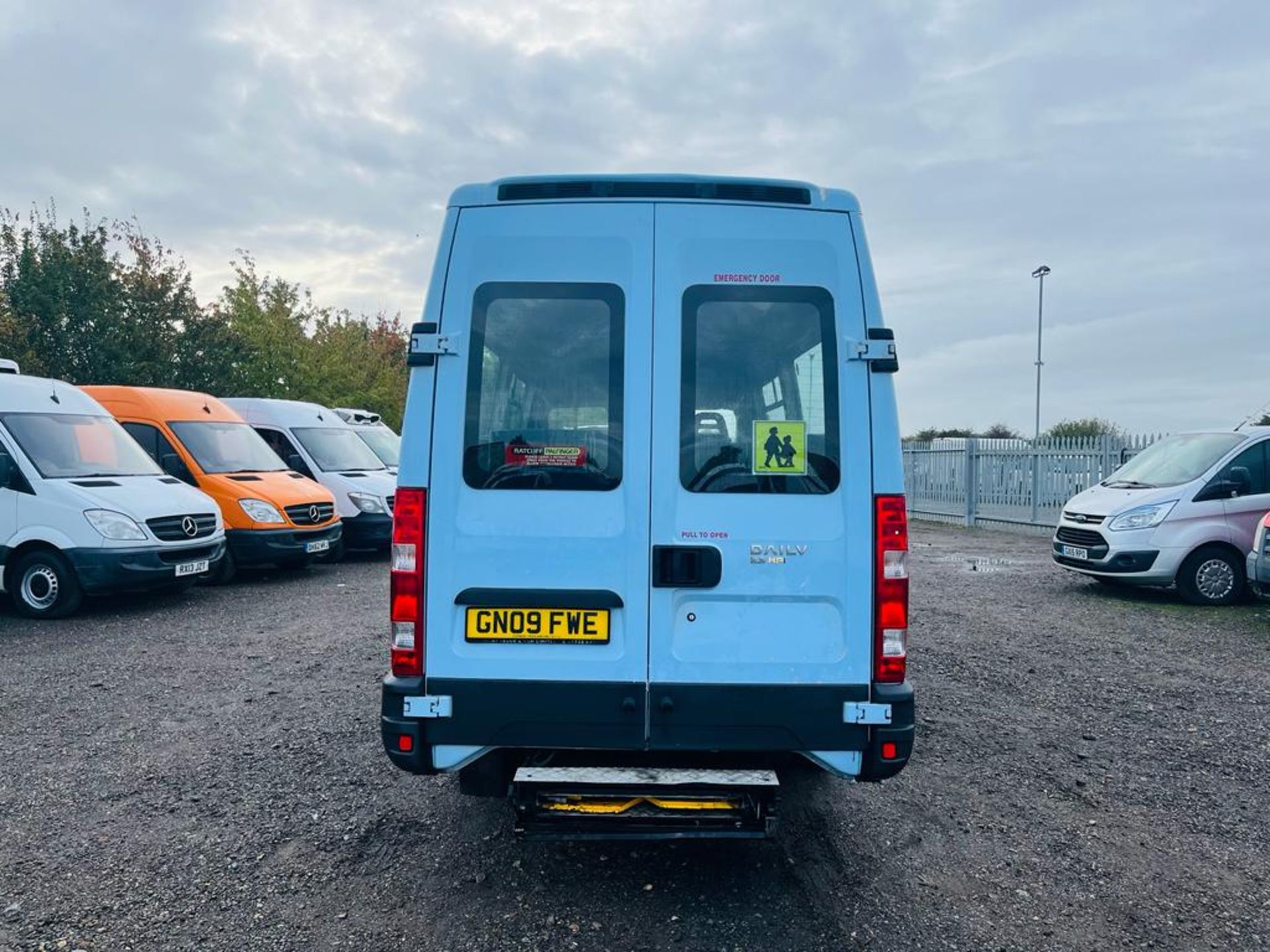 ** ON SALE ** Iveco Daily 2.3 HPI TRW 40C12 115 2009 '09 Reg' Minibus 15 Seats - no vat -Only 34,673 - Image 5 of 29