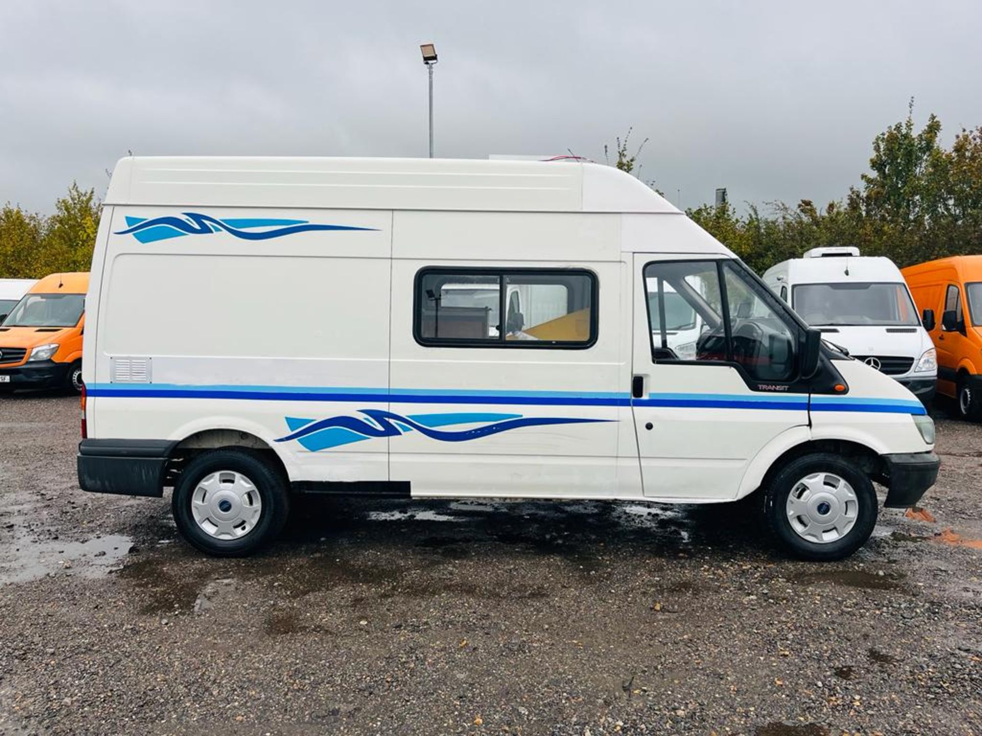 Ford Transit 2.0 TDI L3 H3 Camper 2005 '05 Reg' Long Wheel base - Rear Bed - Cooking Hobb - no vat - Image 3 of 28