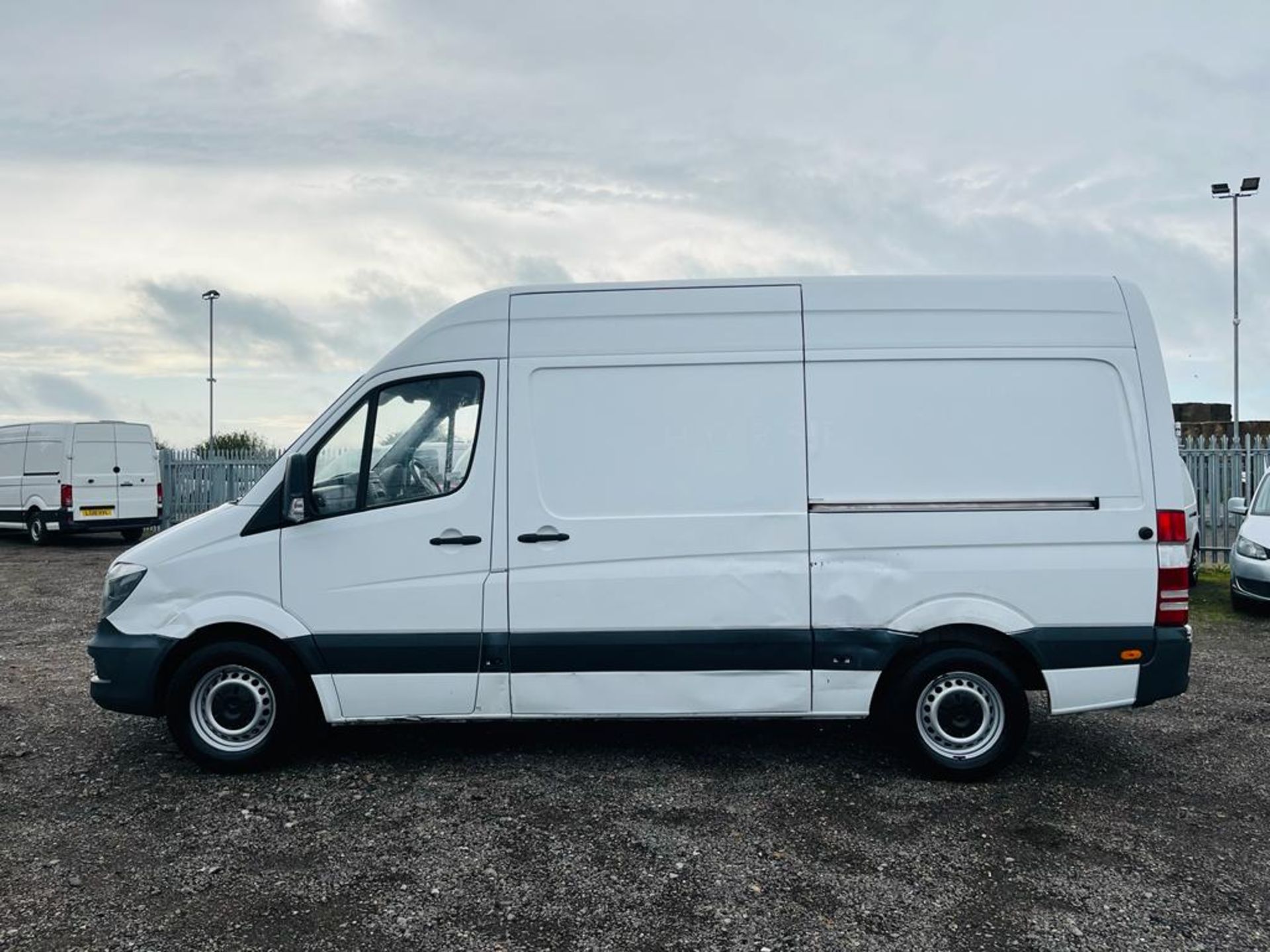 ** ON SALE ** Mercedes-Benz Sprinter 313 2.1 Cdi 3.5T L2 H3 Panel van 2014 '14 Reg' - Image 8 of 27