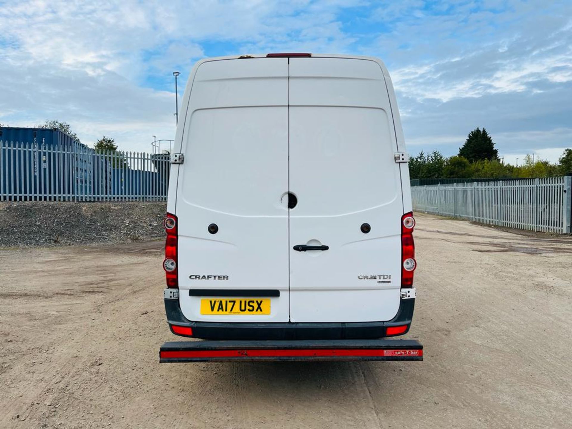 ** ON SALE ** Volkswagen Crafter 35 2.0 TDI 109 L3 H3 2017 '17 Reg' - Panel Van - ULEZ Compliant - Image 5 of 27