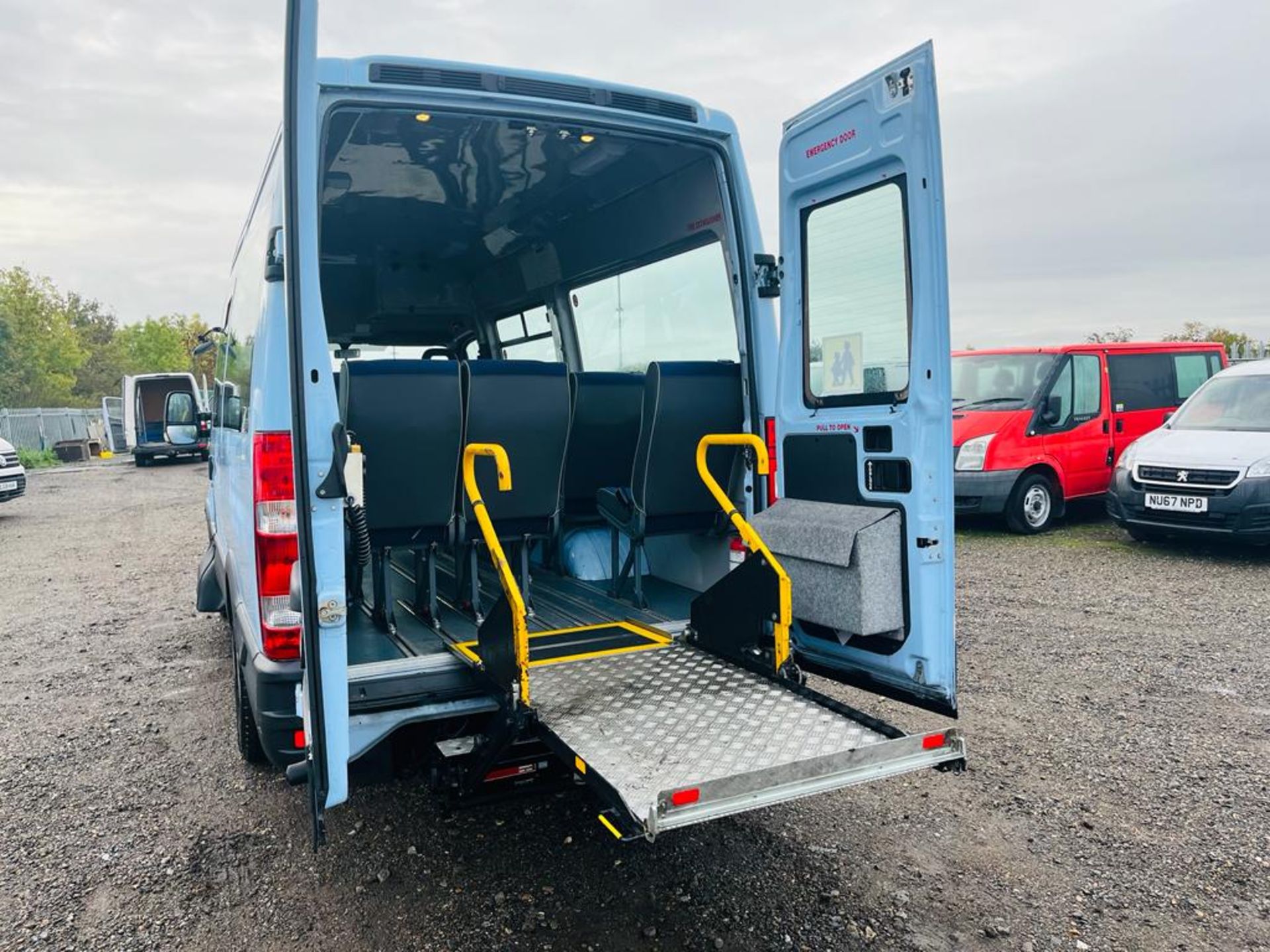 ** ON SALE ** Iveco Daily 2.3 HPI TRW 40C12 115 2009 '09 Reg' Minibus 15 Seats - no vat -Only 34,673 - Image 7 of 29