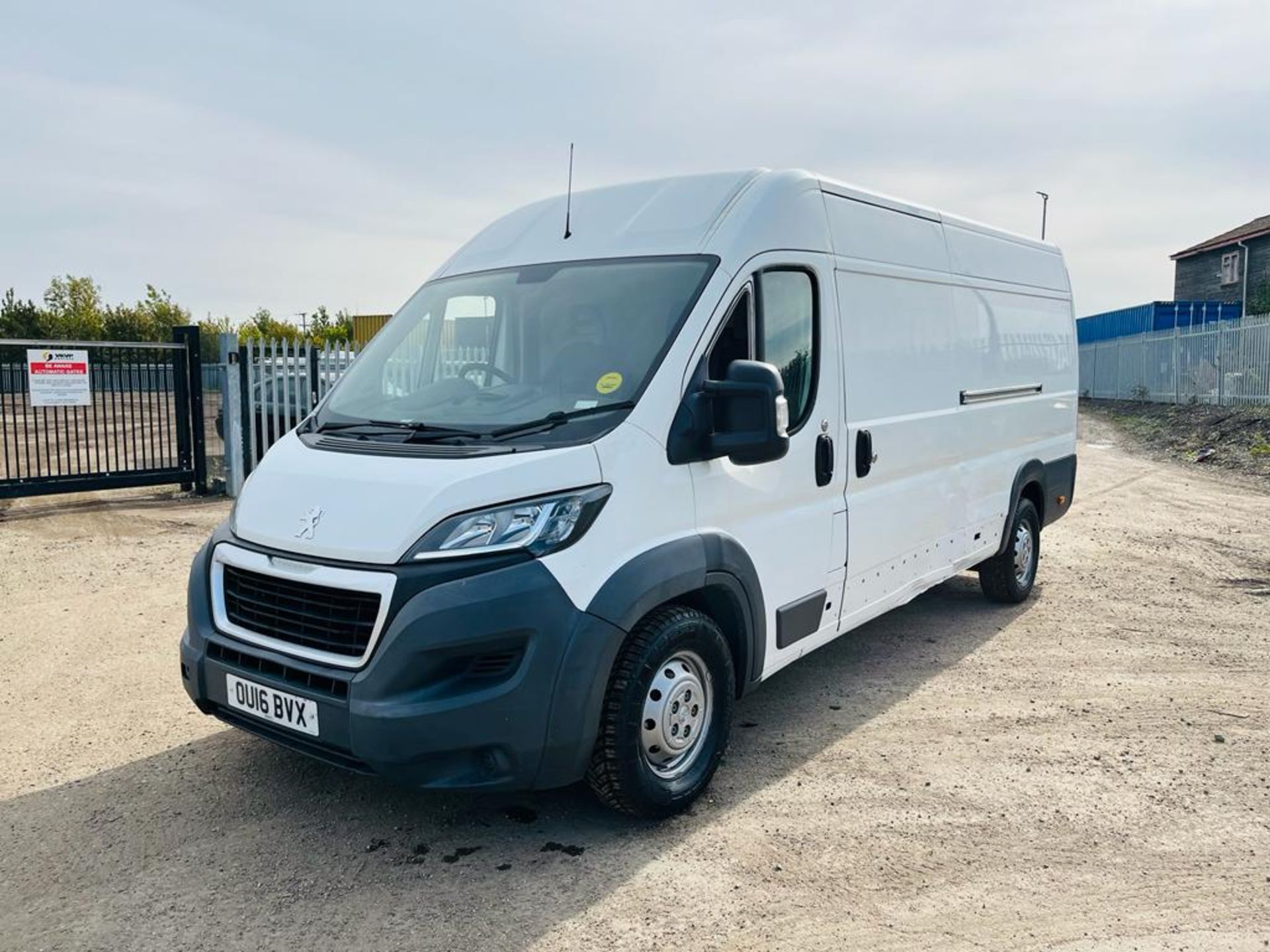 Peugeot Boxer 435 2.2 HDI L4 Professional 2016 '16 Reg' - Extra Long Wheel Base - 87171 miles No Vat - Image 9 of 21