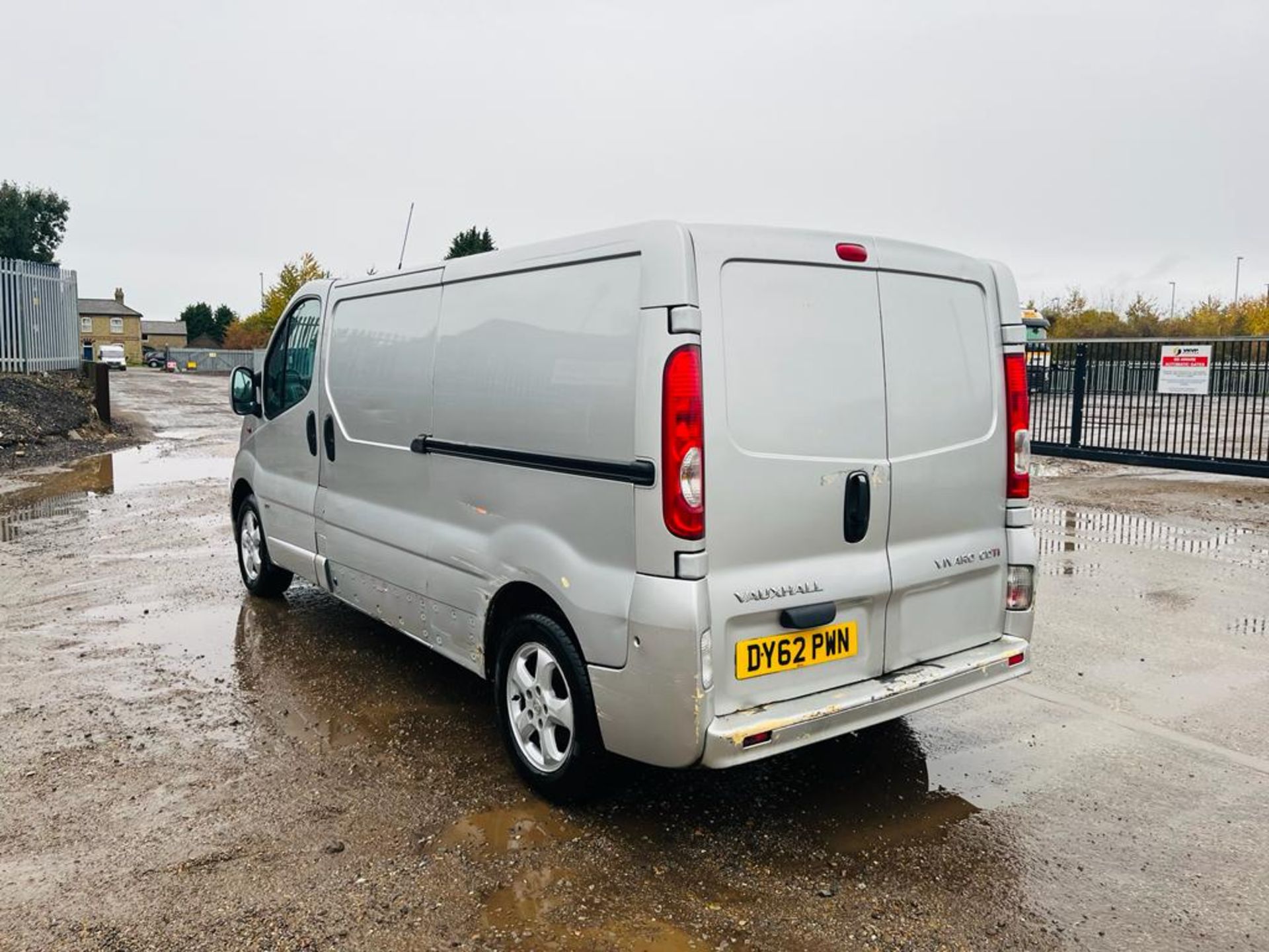 Vauxhall Vivaro 2.9T 2.0 CDTI 115 Sportive Panel Van 2012 "62 Reg" - A/C - Long Wheel Base - No Vat - Image 8 of 27