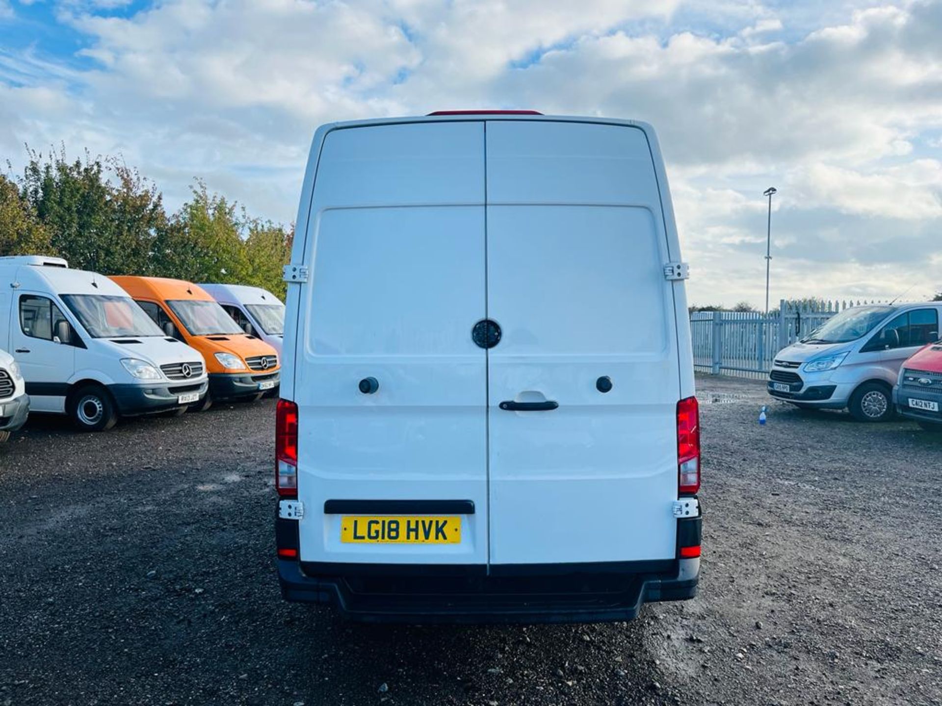 ** ON SALE ** Volkswagen Crafter CR35 Startline TDI 140 2018 "18 Reg" - fridge freezer - Image 5 of 26