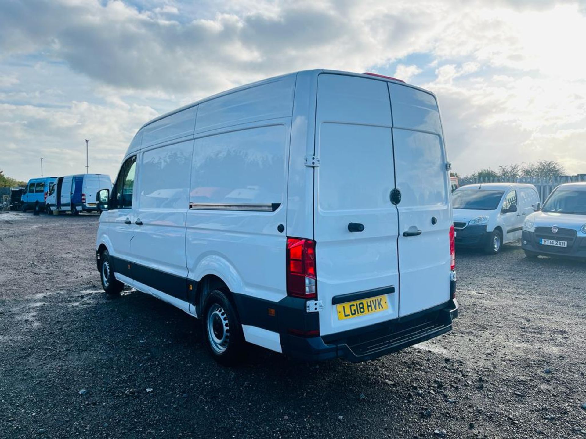 ** ON SALE ** Volkswagen Crafter CR35 Startline TDI 140 2018 "18 Reg" - fridge freezer - Image 7 of 26