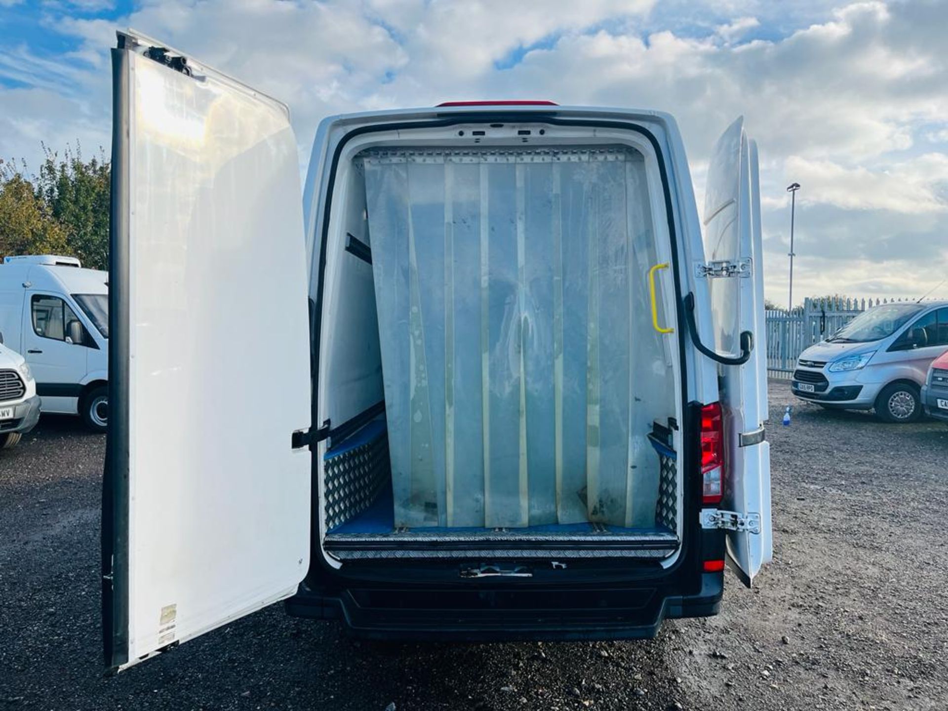 ** ON SALE ** Volkswagen Crafter CR35 Startline TDI 140 2018 "18 Reg" - fridge freezer - Image 6 of 26