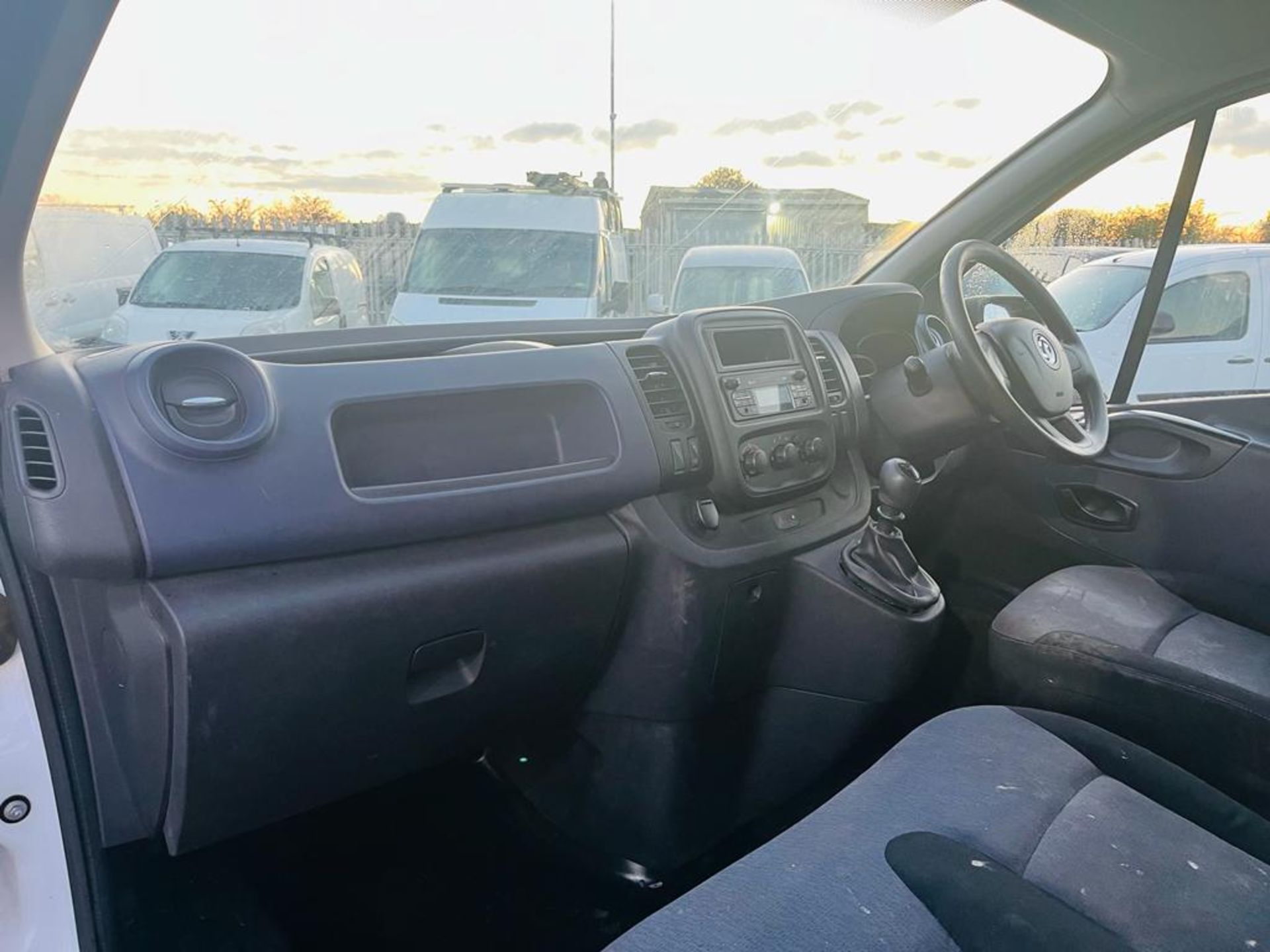 ** ON SALE ** Vauxhall Vivaro 1.6 CDTI 115 L1 H1 2014 '64 Reg' Panel Van - Elec Pack - 2.7T - No Vat - Image 24 of 27