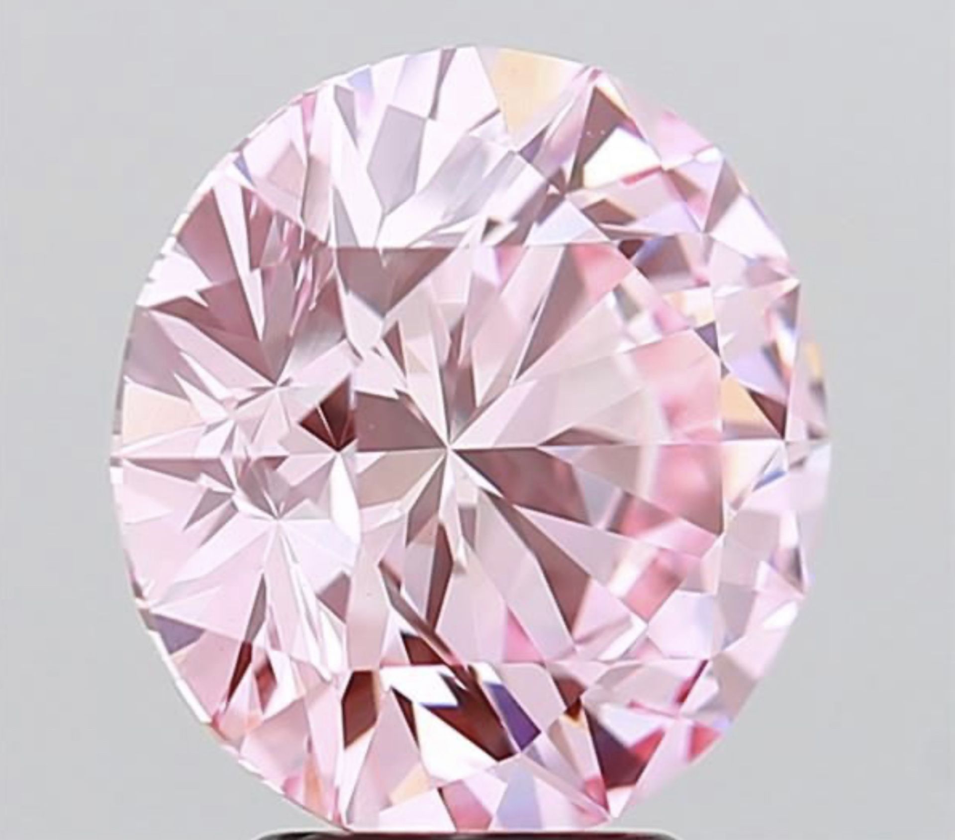 Round Brilliant Cut Diamond Fancy Pink Colour VS1 Clarity 4.21 Carat ID EX EX -LG591359939 - IGI - Image 7 of 8