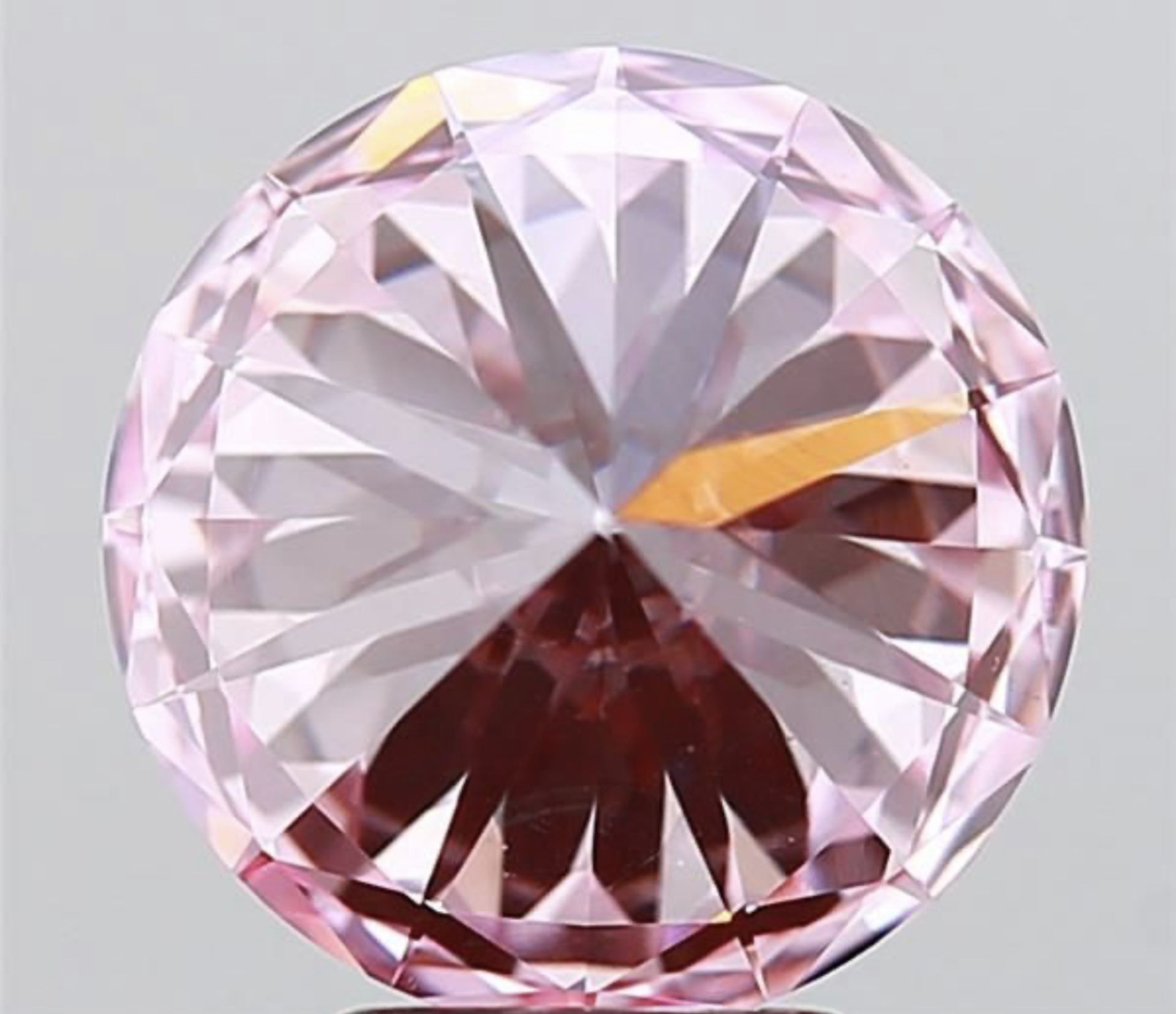 Round Brilliant Cut Diamond Fancy Pink Colour VS1 Clarity 4.21 Carat ID EX EX -LG591359939 - IGI - Image 4 of 8