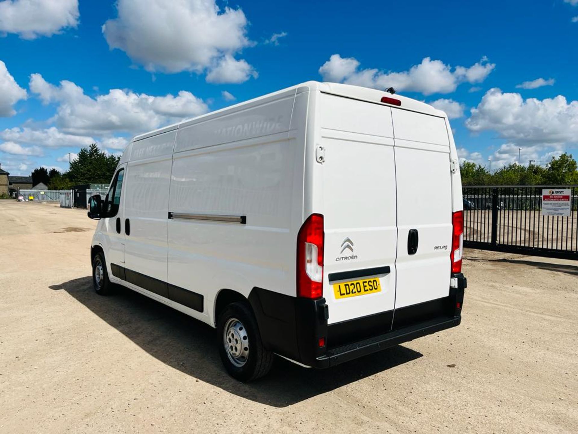 ** ON SALE ** Citroen Relay 2.2 BlueHDI Enterprise 140 L3 H2 2020 '20 Reg' Sat Nav - A/C - Image 4 of 21