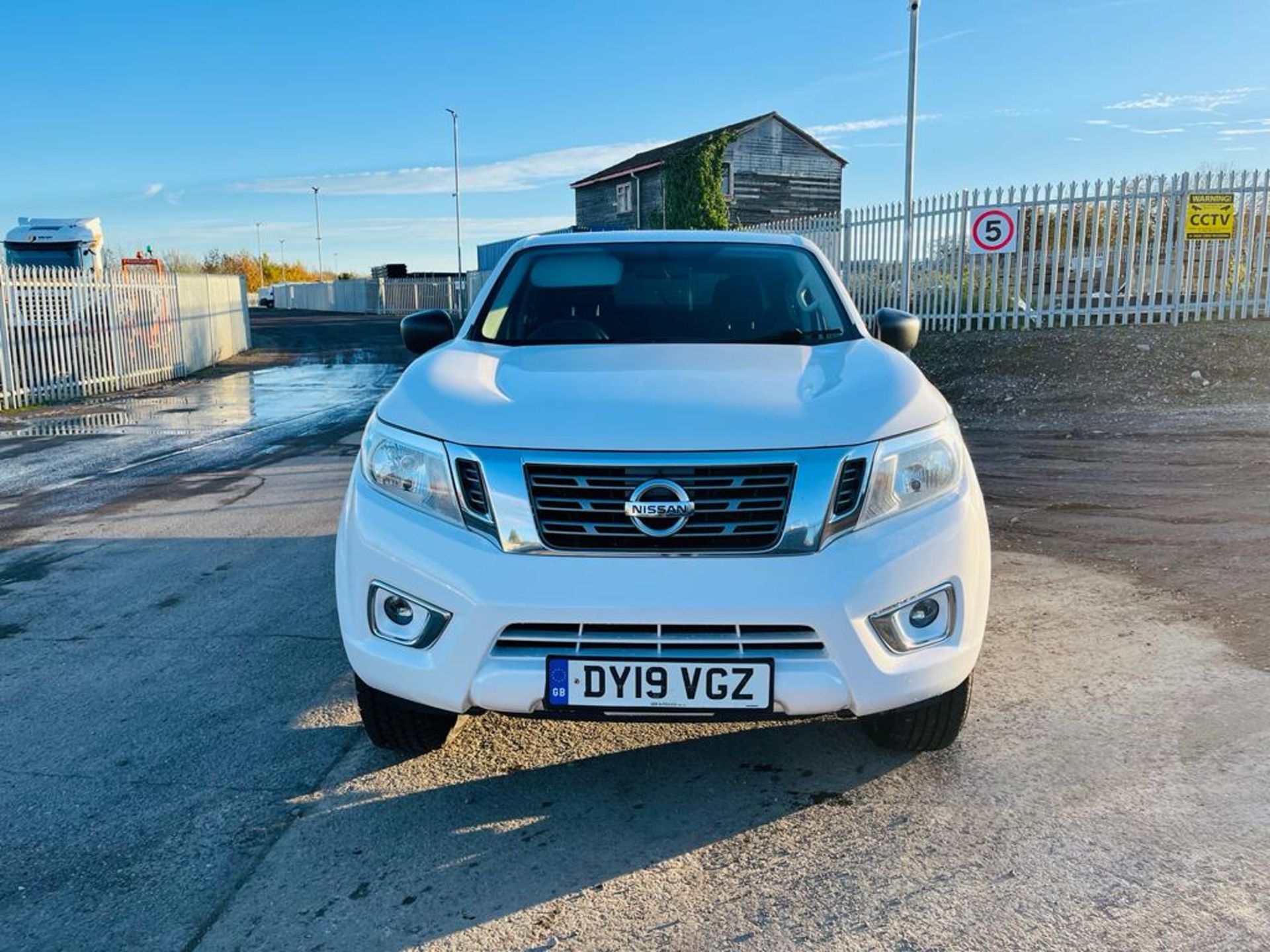 Nissan Navara 2.3 DCI 163 Acenta CrewCab 4WD Pickup 2019 '19 Reg' ULEZ Compliant - Image 2 of 33