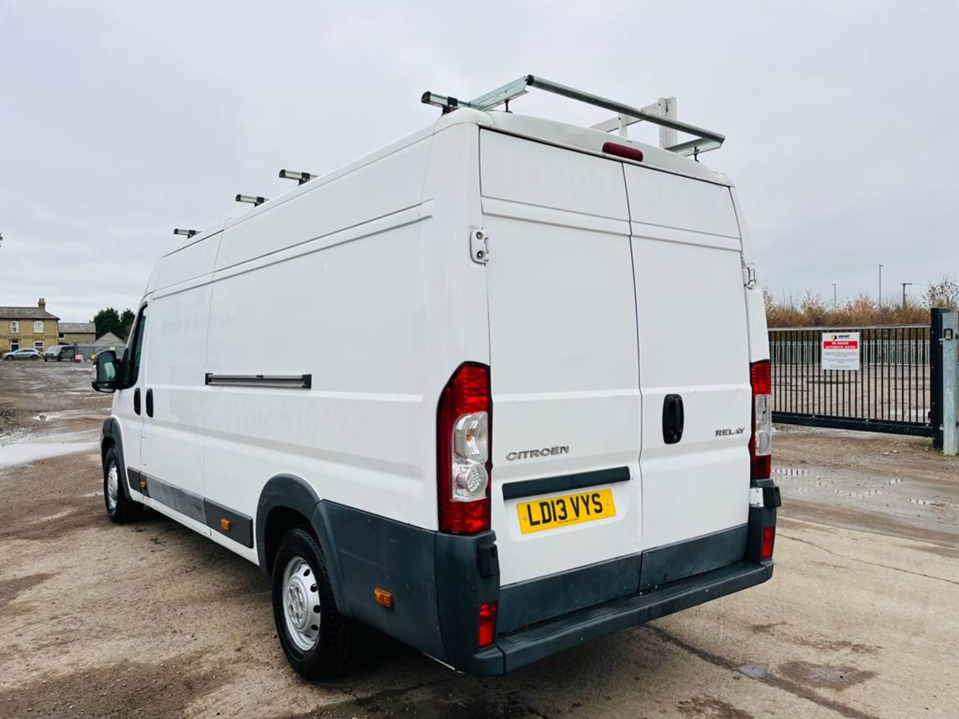 Citroen Relay 2.2 HDI 130 L4 H2 2013 '13 Reg' Glass Side Rack - Roof Rack - Image 8 of 28