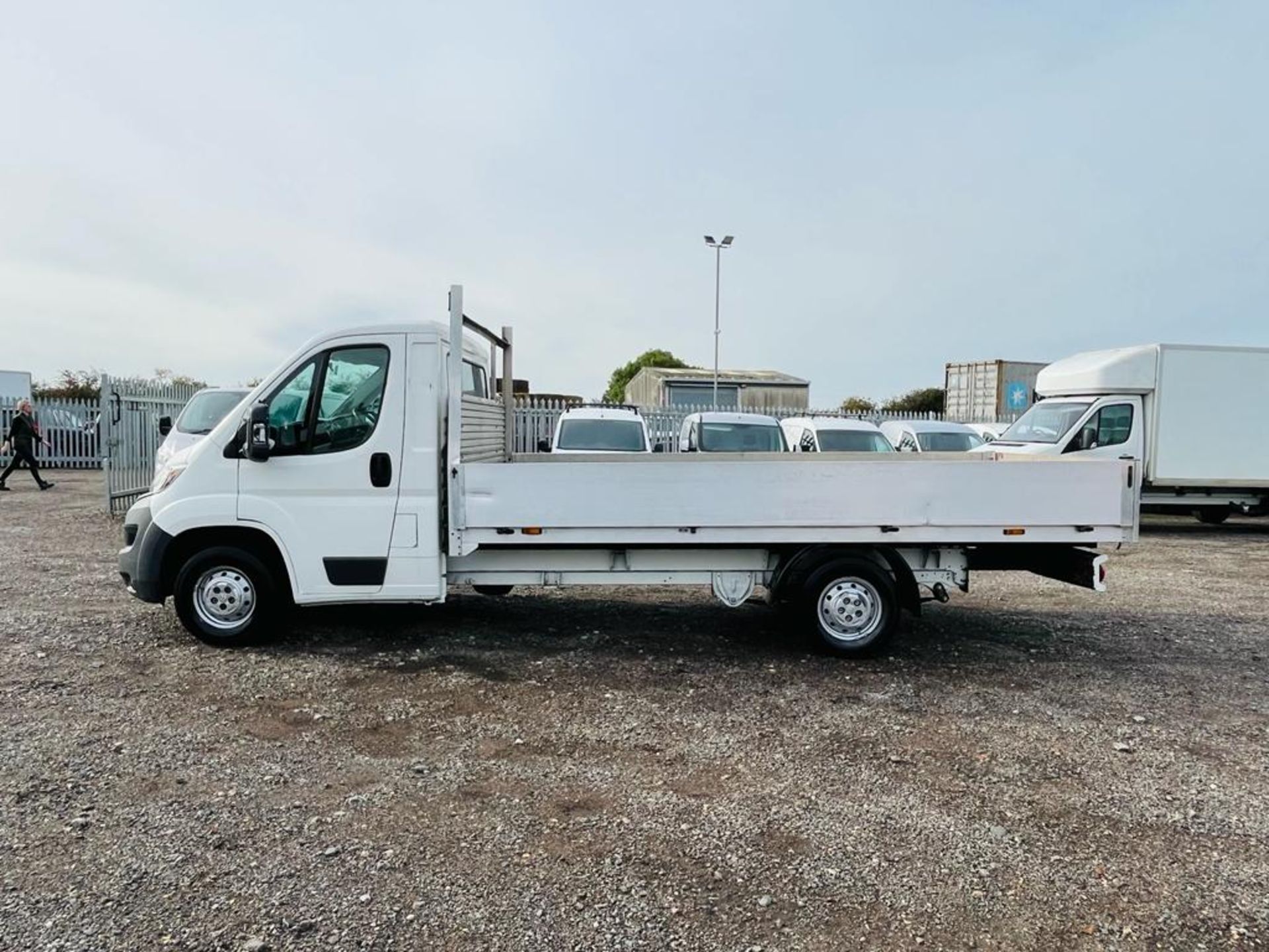 CITROEN RELAY 35 2.2 HDI 130 L3 2015 (15 Reg) - Alloy Dropside - Bluetooth Pack - Image 4 of 24