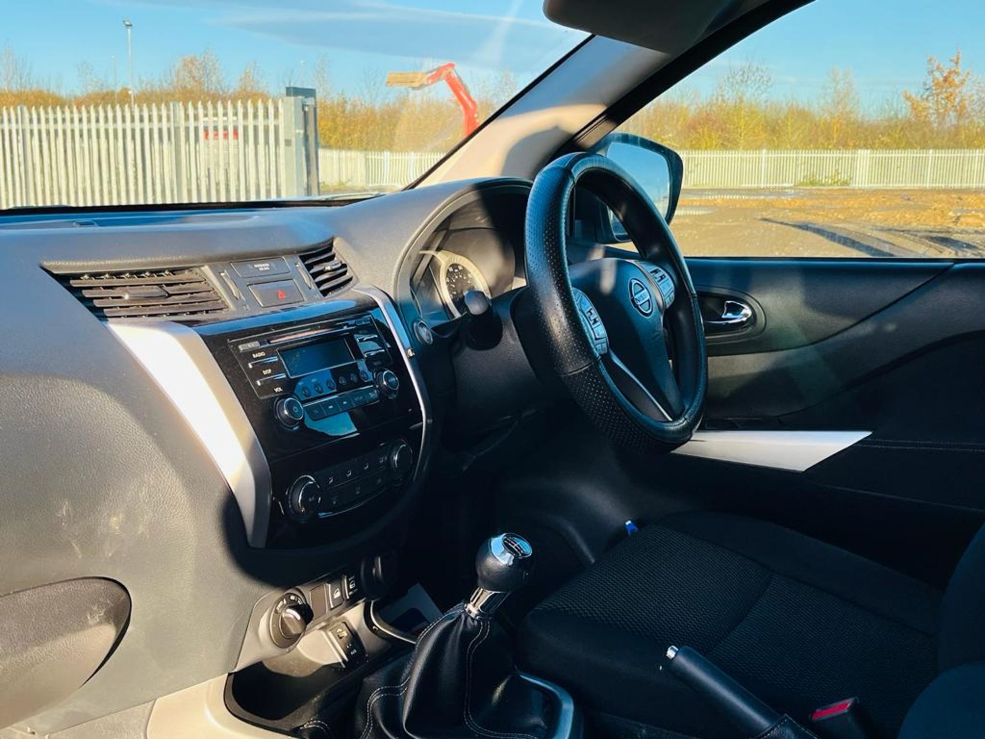 Nissan Navara 2.3 DCI 163 Acenta CrewCab 4WD Pickup 2019 '19 Reg' ULEZ Compliant - Image 23 of 33