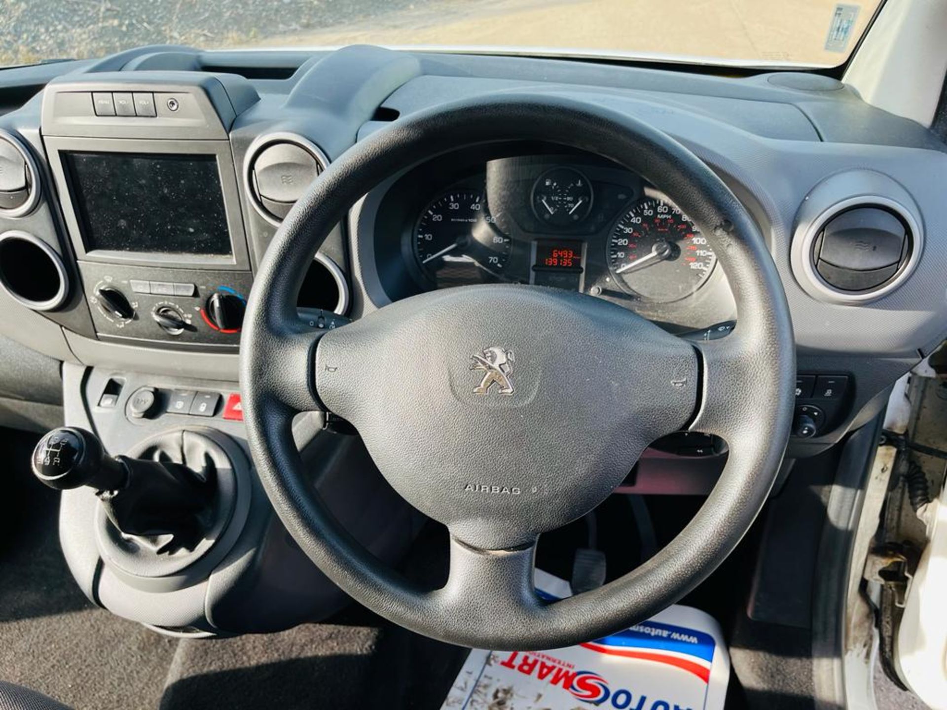 ** ON SALE ** Peugeot Partner L1 1.6 Bluehdi 100 850 Professional Van 2017 (67 Reg) -A/C - Image 19 of 26
