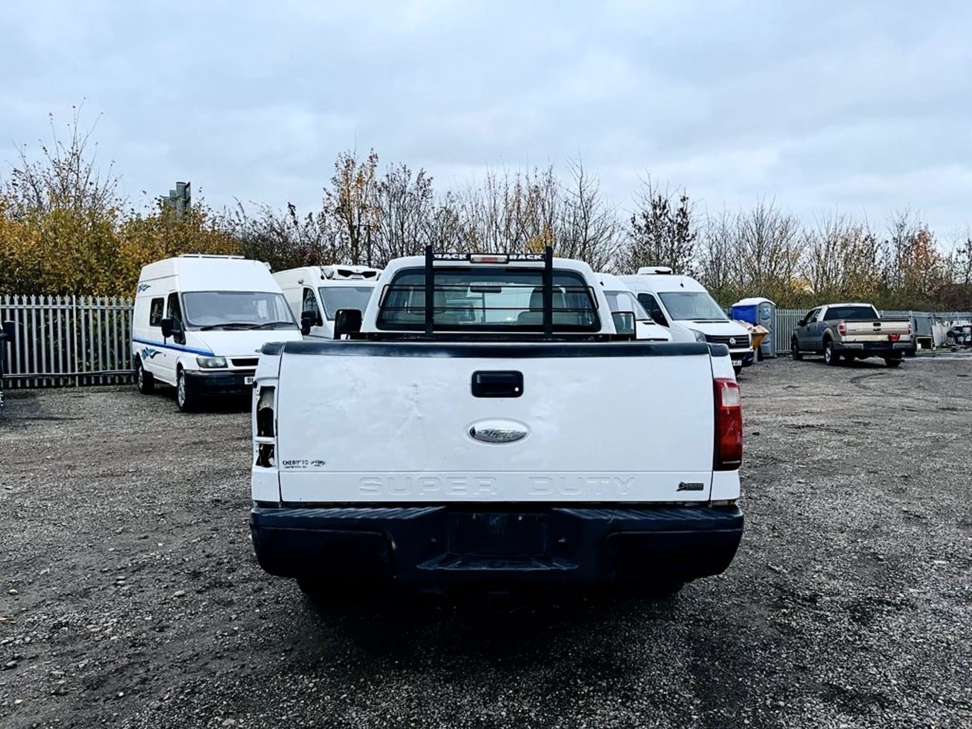 Ford F-250 Super Duty 6.2L V8 SRW Regular Cab XL '2011 Year' - Fresh Import - Only 58374 Miles - Image 5 of 20