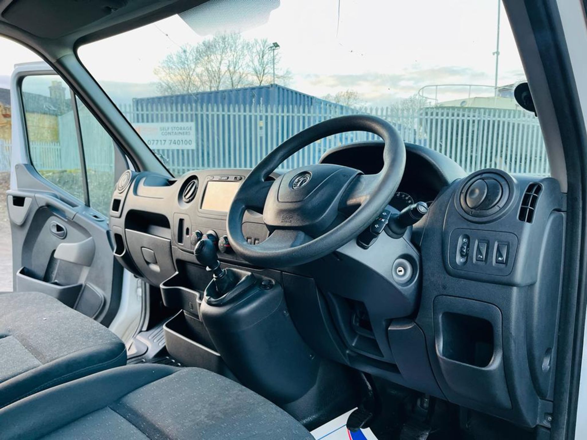 Vauxhall Movano 2.3 CDTI L3 H2 3500 FWD 2018 '18 Reg' Sat Nav -A/C - ULEZ Compliant - ULEZ Compliant - Image 18 of 28