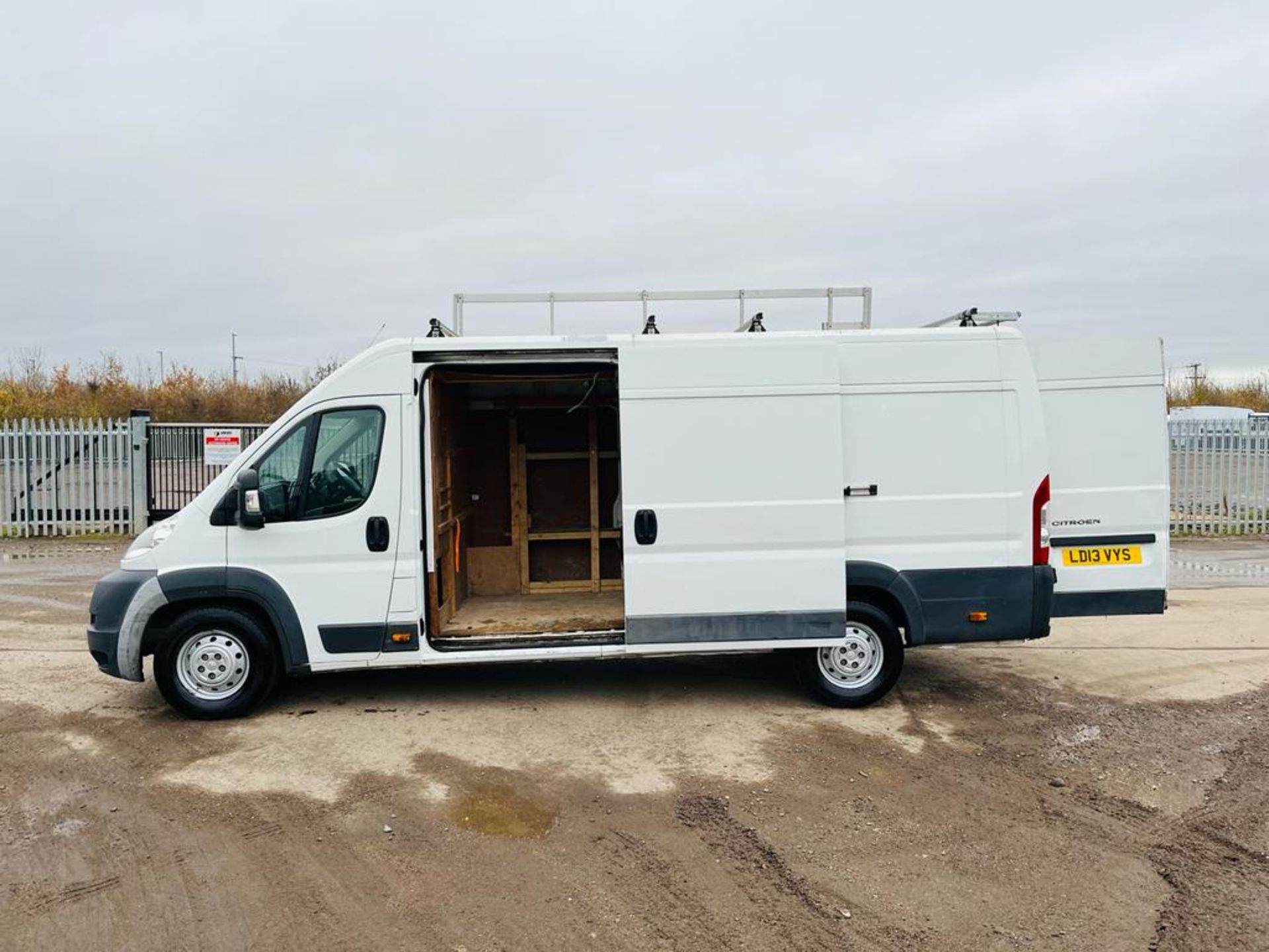 Citroen Relay 2.2 HDI 130 L4 H2 2013 '13 Reg' Glass Side Rack - Roof Rack - Image 5 of 28