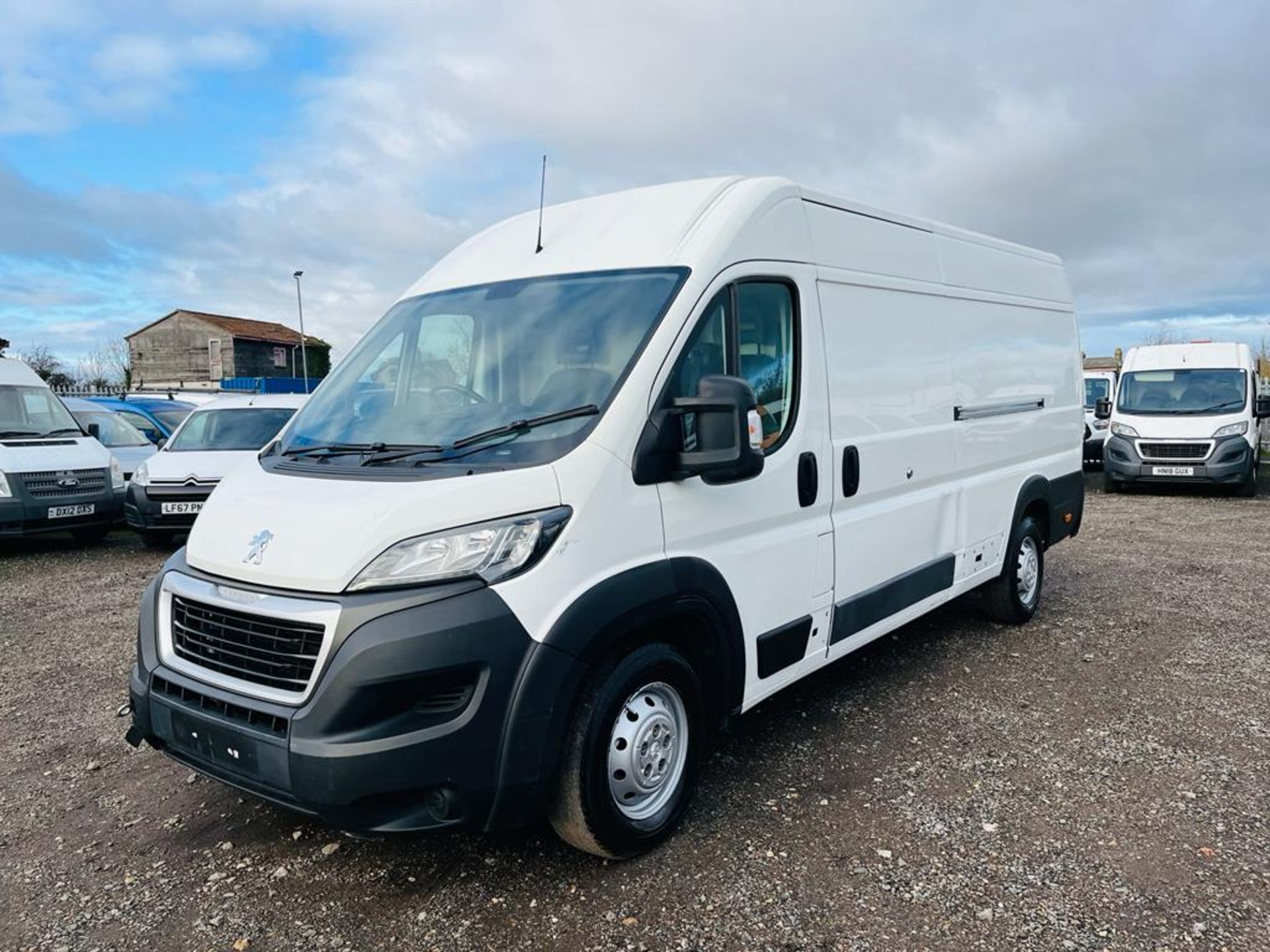 ** ON SALE ** Peugeot Boxer 2.0 BlueHDI 130 L4 H2 Professional 2019 '19 Reg' Sat Nav - A/C - Image 3 of 25