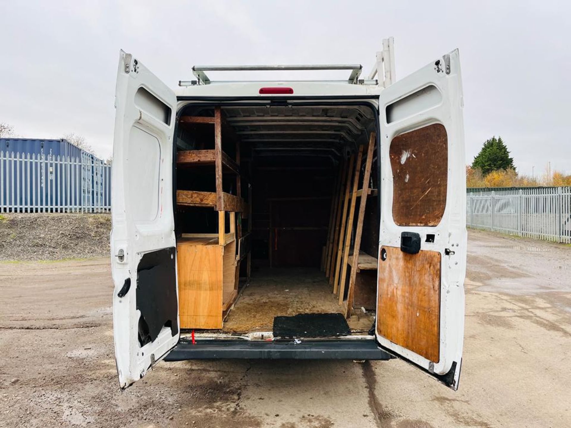 Citroen Relay 2.2 HDI 130 L4 H2 2013 '13 Reg' Glass Side Rack - Roof Rack - Image 10 of 28