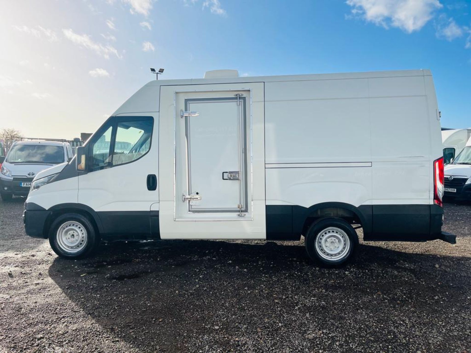 Iveco Daily 2.3 HPI 35S13 L2 H3 2016 '16 Reg' Fridge/Freezer - No Vat - Bild 4 aus 27