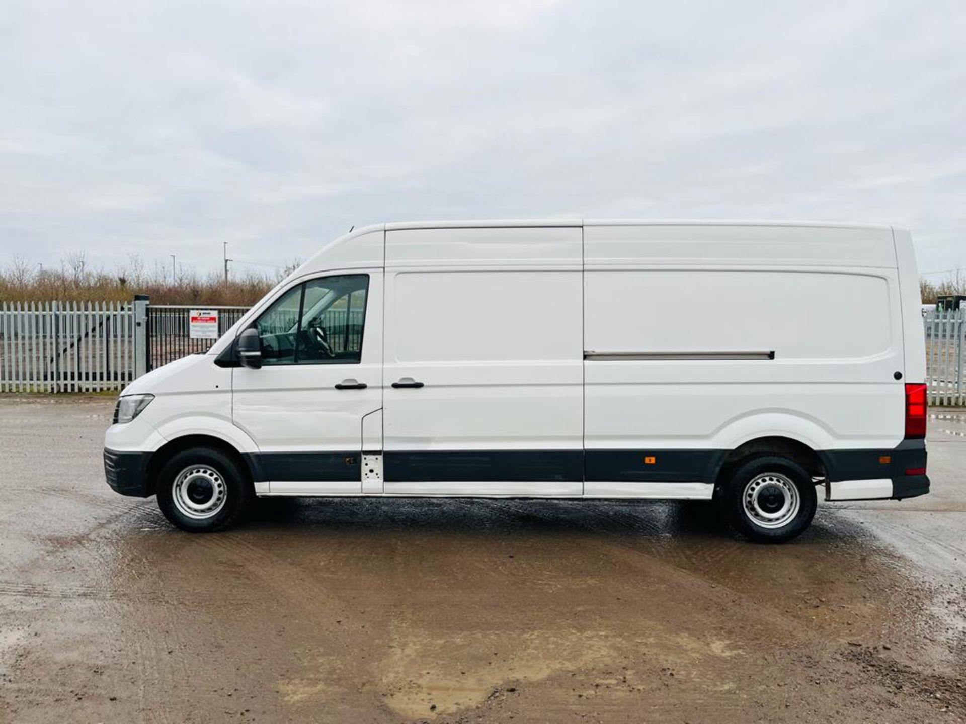 Volkswagen Crafter 2.0 TDI 140 L3 H3 35 2018 '68 Reg' - ULEZ Compliant - Image 4 of 28