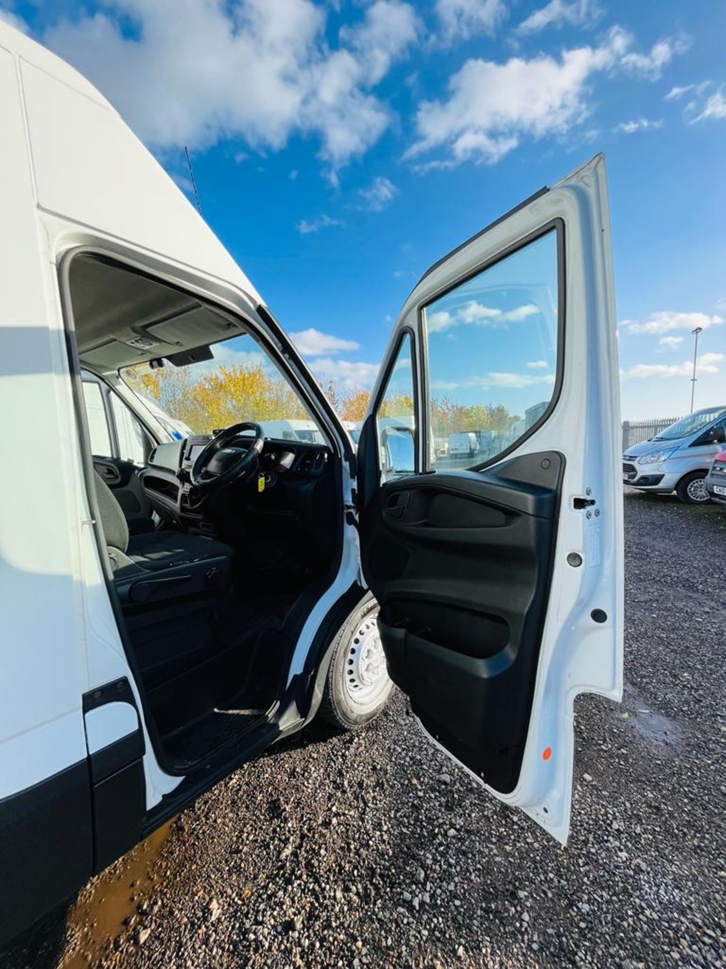 Iveco Daily 2.3 HPI 35S13 L2 H3 2016 '16 Reg' Fridge/Freezer - No Vat - Bild 15 aus 27