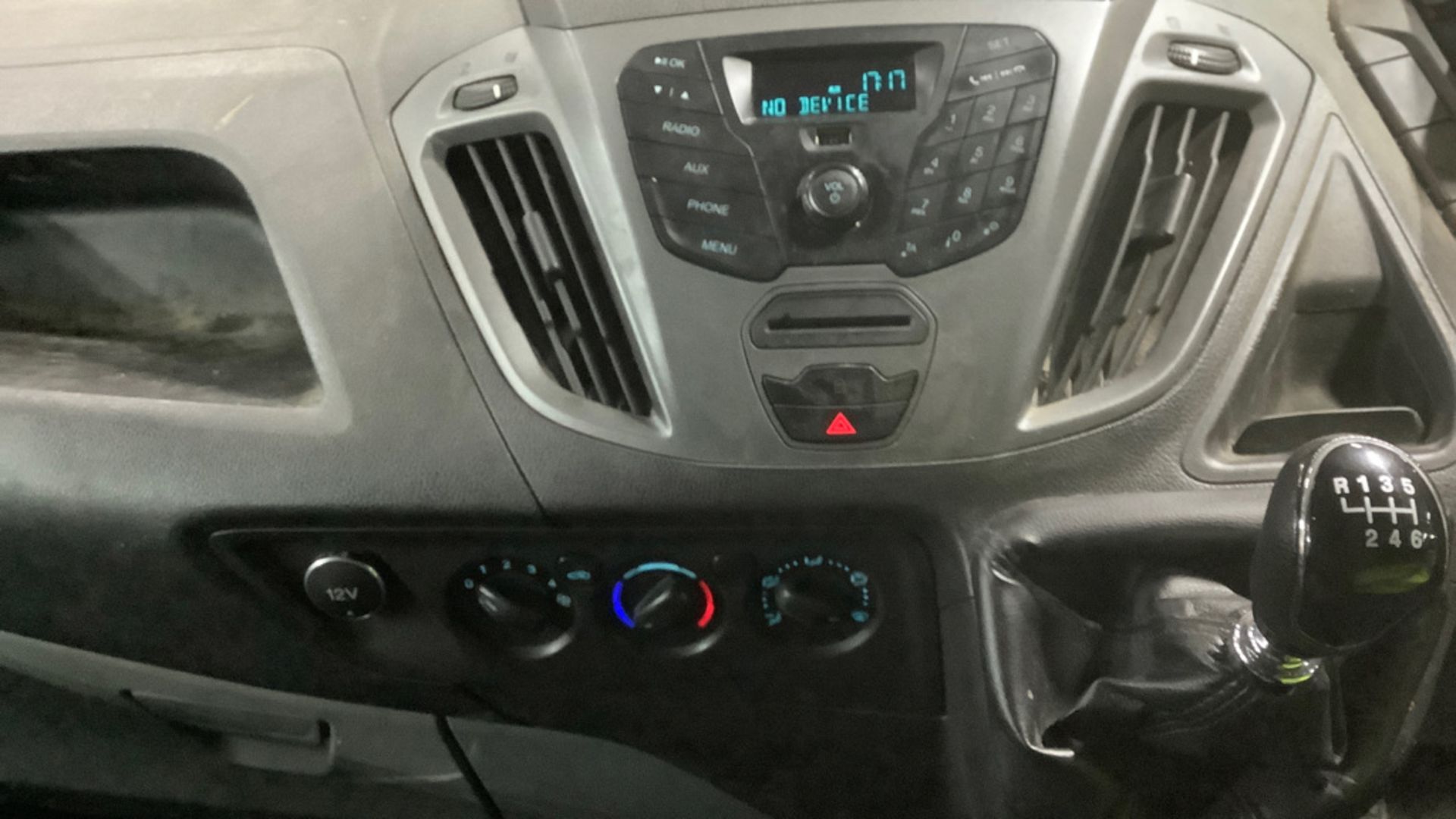 ** ON SALE ** Ford Transit Custom 2.2 TDCI 100 270 L1 H1 2015 '65 Reg' Panel Van - Image 7 of 9