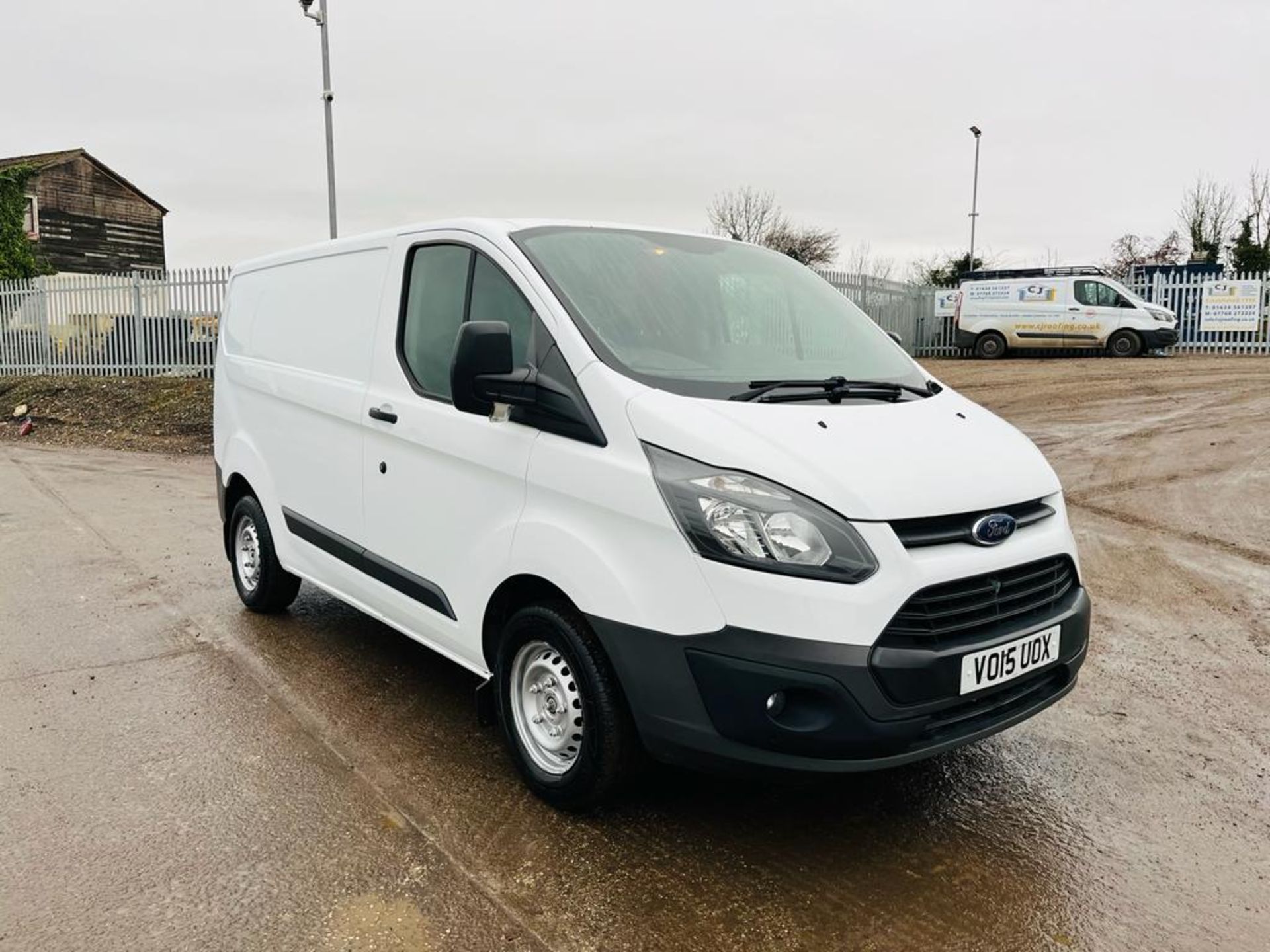 ** ON SALE ** Ford Transit Custom 2.2 TDCI 100 270 L1 H1 2015 '15 Reg' - Panel Van