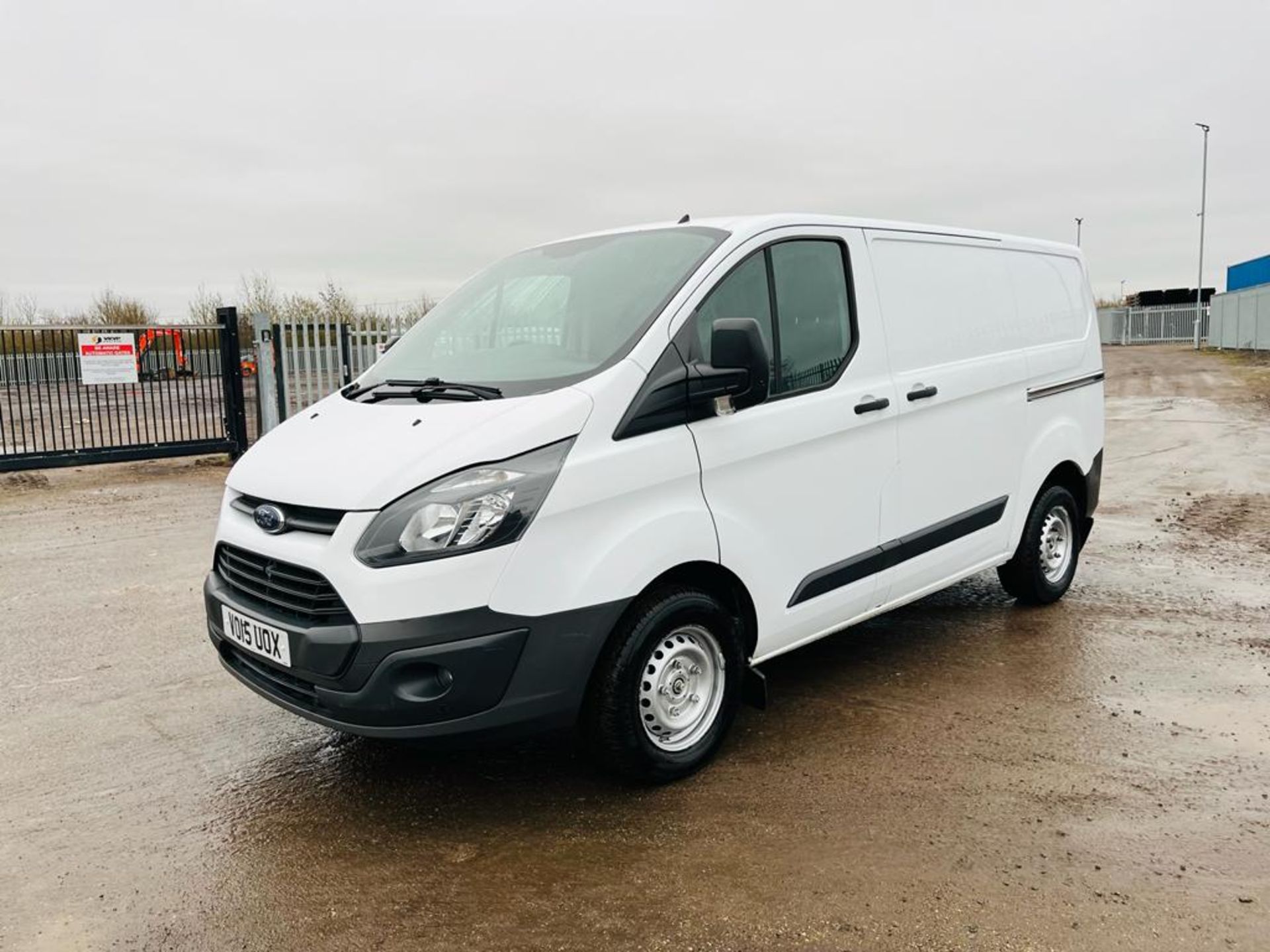 ** ON SALE ** Ford Transit Custom 2.2 TDCI 100 270 L1 H1 2015 '15 Reg' - Panel Van - Image 3 of 28