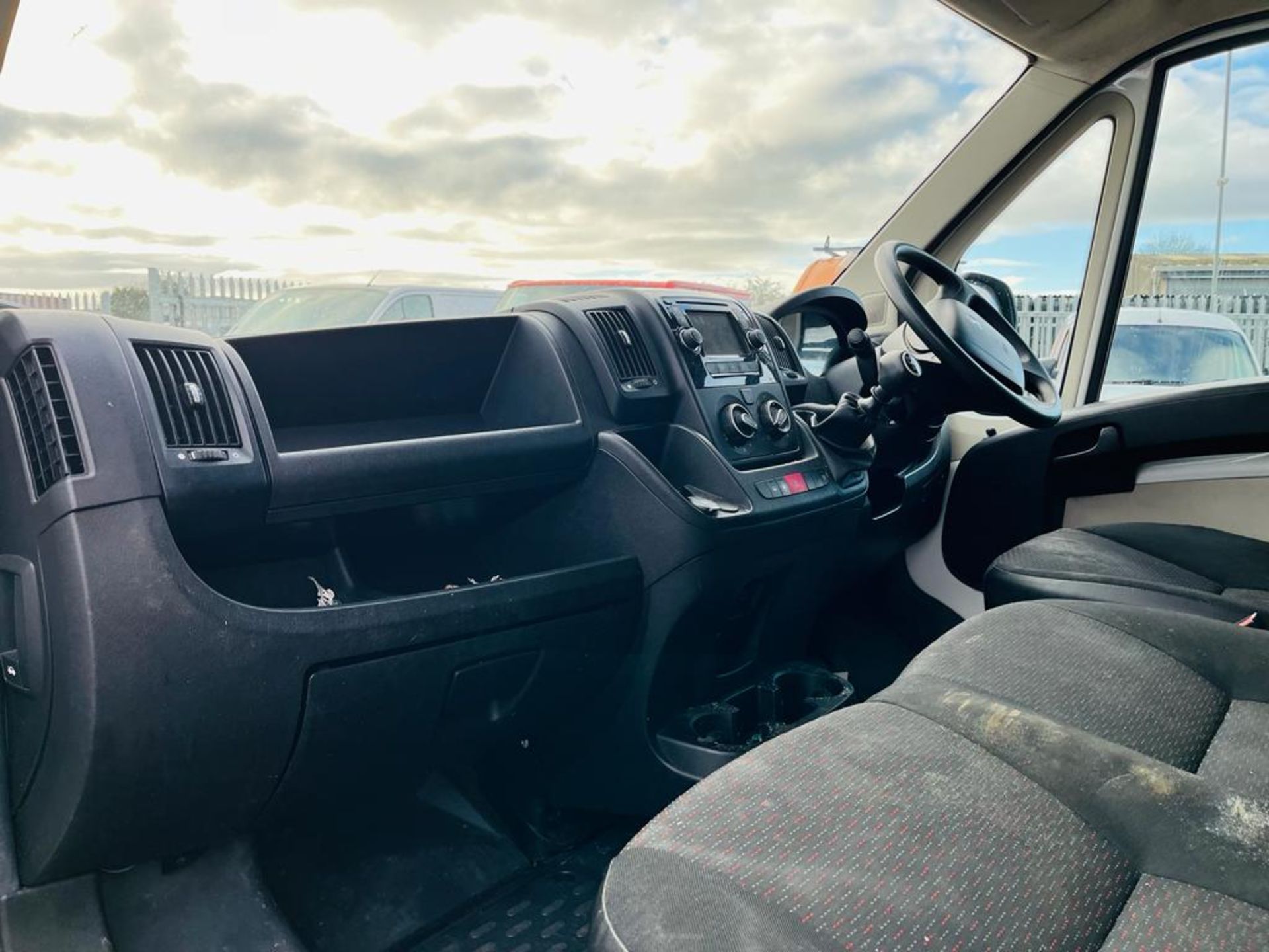 ** ON SALE ** Peugeot Boxer 2.0 BlueHDI 130 L4 H2 Professional 2019 '19 Reg' Sat Nav - A/C - Image 24 of 25