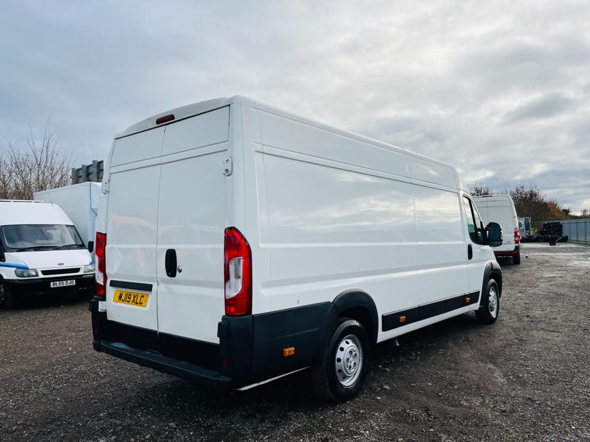 ** ON SALE ** Peugeot Boxer 2.0 BlueHDI 130 L4 H2 Professional 2019 '19 Reg' Sat Nav - A/C - Image 12 of 25