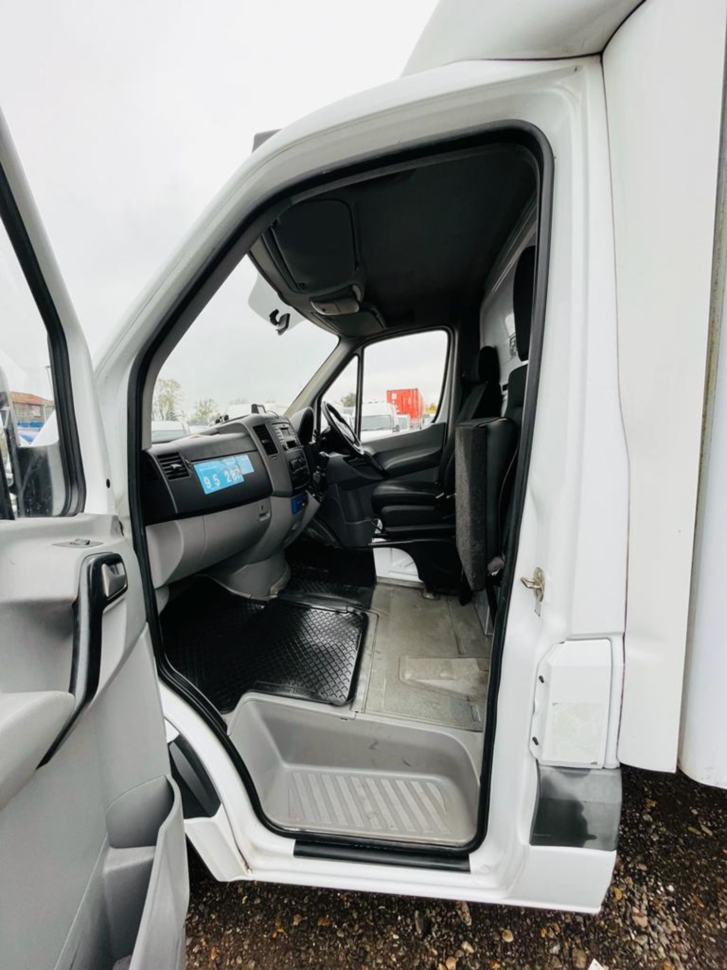 Mercedes Benz Sprinter 2.1 313 CDI Box Luton Fridge / Freezer unit 2016 '65 Reg' - No Vat - Image 24 of 30