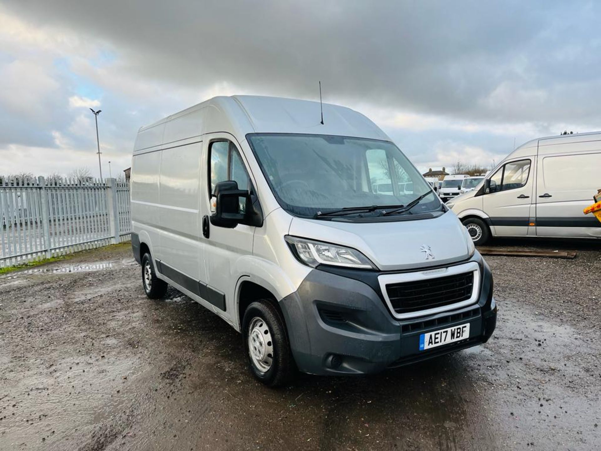 Peugeot Boxer 2.0 BlueHDI 130 L2 H2 130 2017 '67 Reg' ULEZ Compliant - Only 118,507 Miles