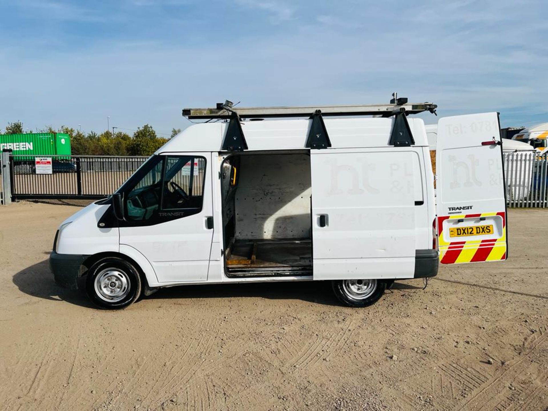 Ford Transit 280 FWD 2.2 TDCI 100 L1 H3 2012 '12 Reg'- Bluetooth Handsfree - No vat - Panel Van - Image 5 of 27