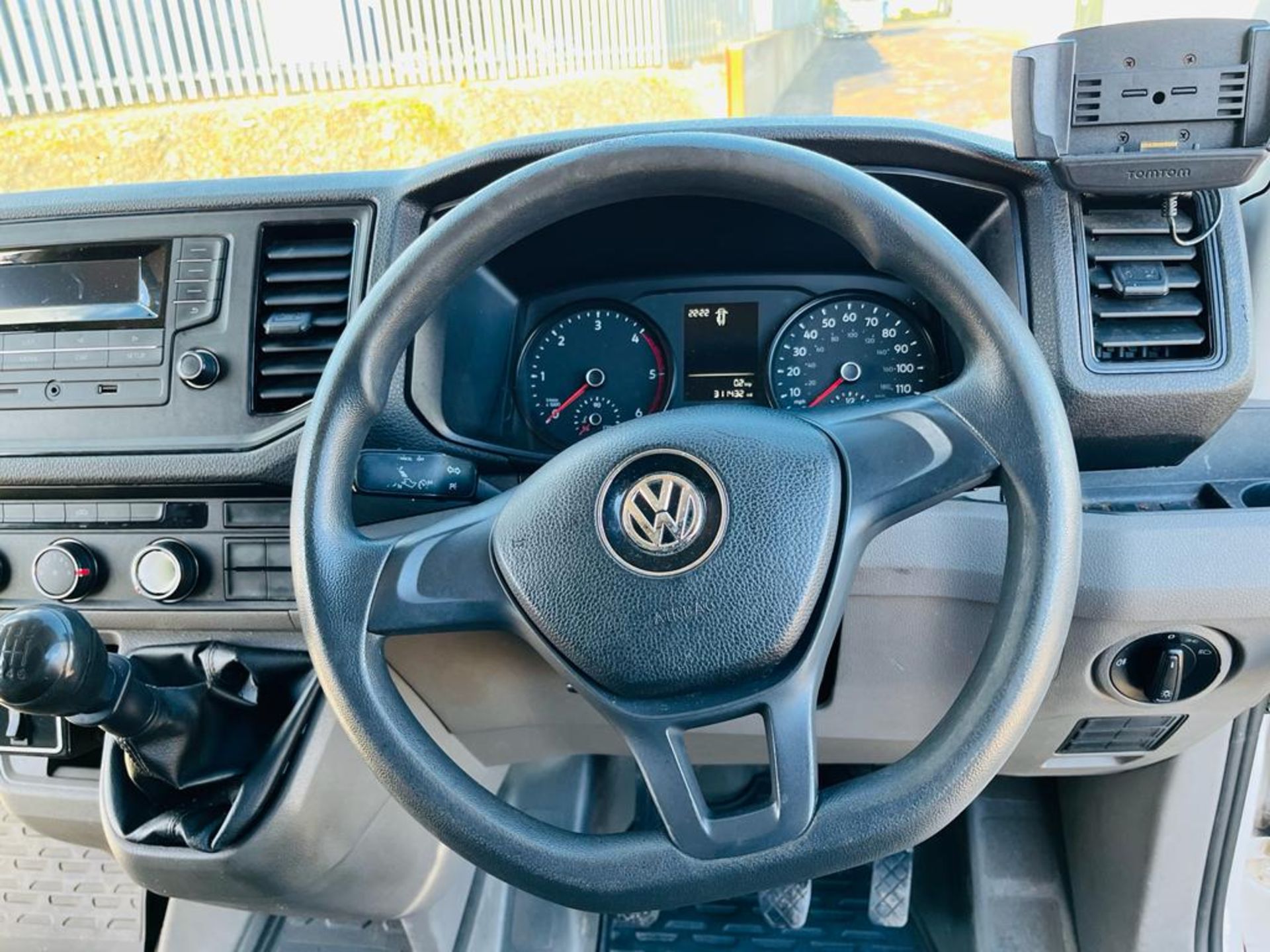 Volkswagen Crafter CR35 Startline TDI 140 2017 "67 Reg" - Fridge Freezer - Image 18 of 27