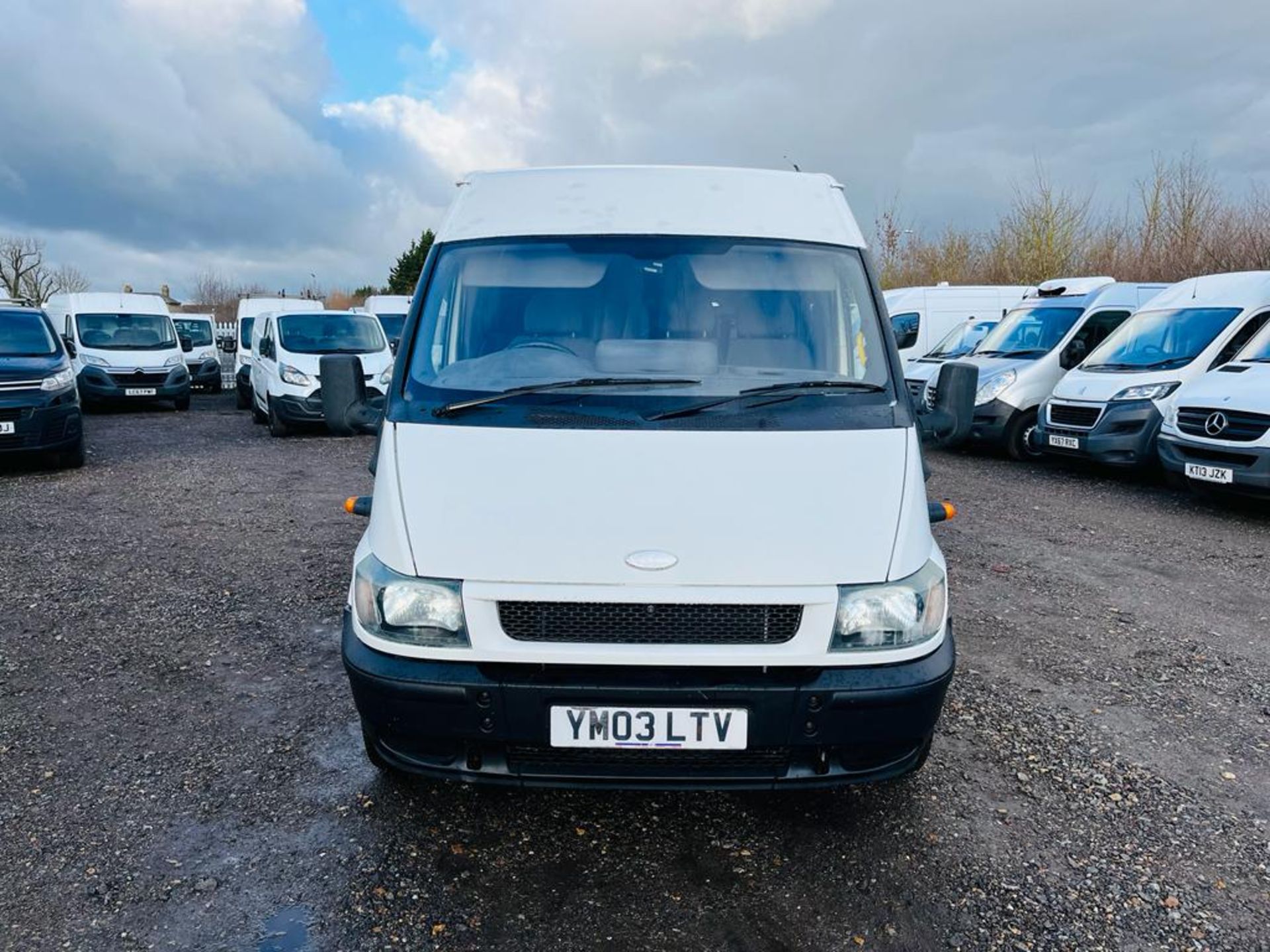 ** ON SALE ** Ford Transit 2.4 TDI Camper conversion 2003 '03 Reg' RWD - Twin Rear Axle - Image 2 of 33