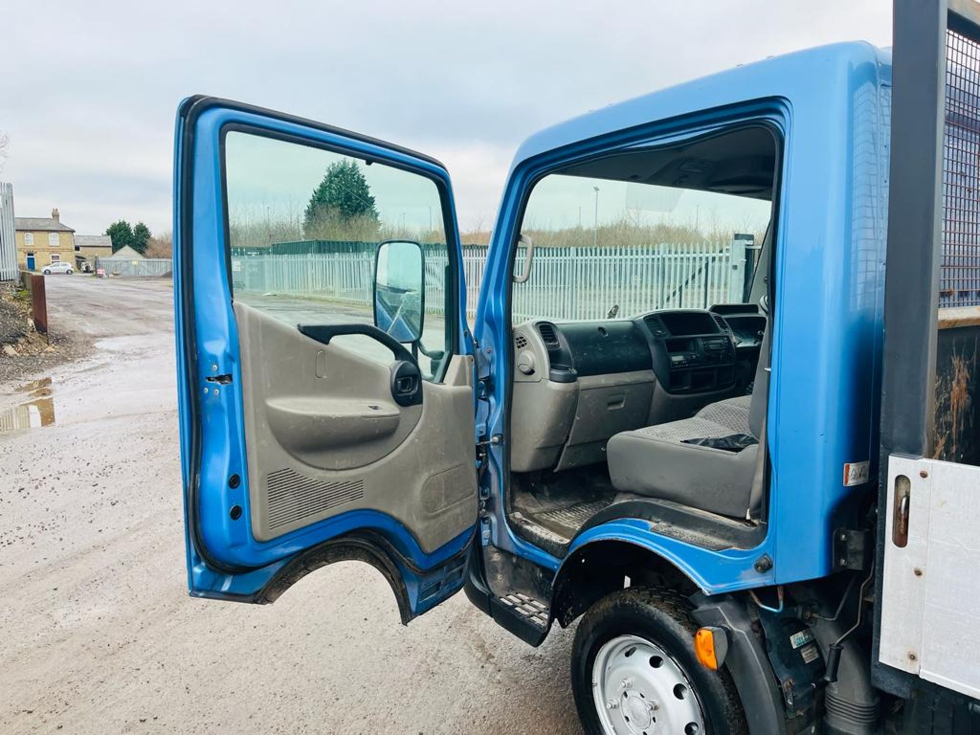 ** ON SALE **Nissan CabStar 2.5 DCI Alloy Tipper Twin Axle 2007 '57 Reg' No Vat - Image 17 of 23