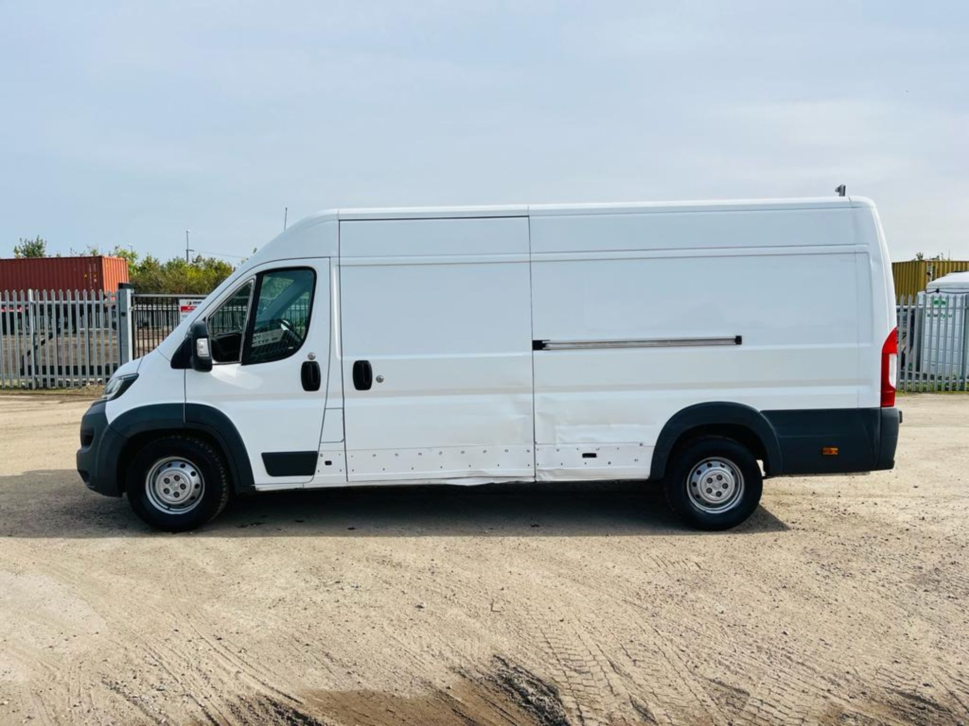 **ON SALE ** Peugeot Boxer 435 2.2 HDI L4 Professional 2016 '16 Reg' - Extra Long Wheel Base - Image 4 of 21