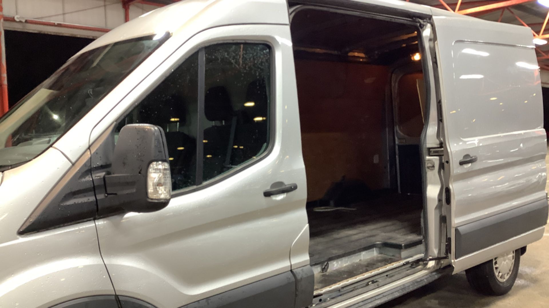 ** ON SALE **Ford Transit Trend 350 RWD 2.2 TDCI 125 M/R 2015 '15 Reg' - Panel Van- Long Wheel Base - Image 6 of 9