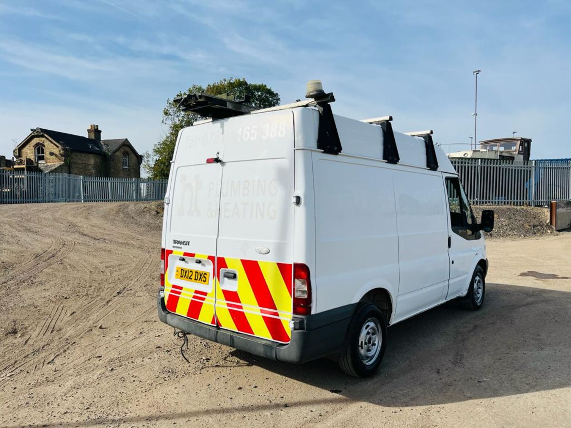 Ford Transit 280 FWD 2.2 TDCI 100 L1 H3 2012 '12 Reg'- Bluetooth Handsfree - No vat - Panel Van - Image 13 of 27