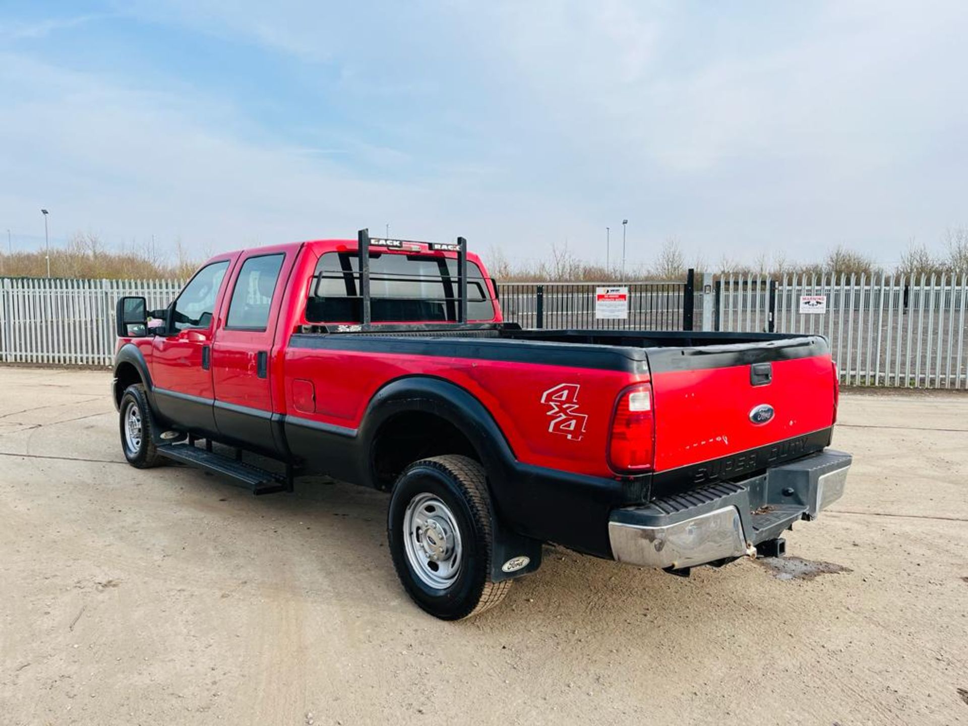 Ford F250 Super Duty XL 6.2L V8 SRW 4WD CrewCab '2012 Year' - A/C - Fresh Import - ULEZ Compliant - Image 5 of 25