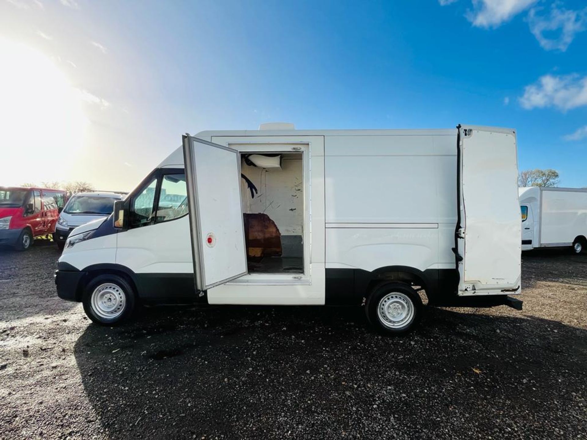 Iveco Daily 2.3 HPI 35S13 L2 H3 2016 '16 Reg' Fridge/Freezer - No Vat - Image 5 of 27