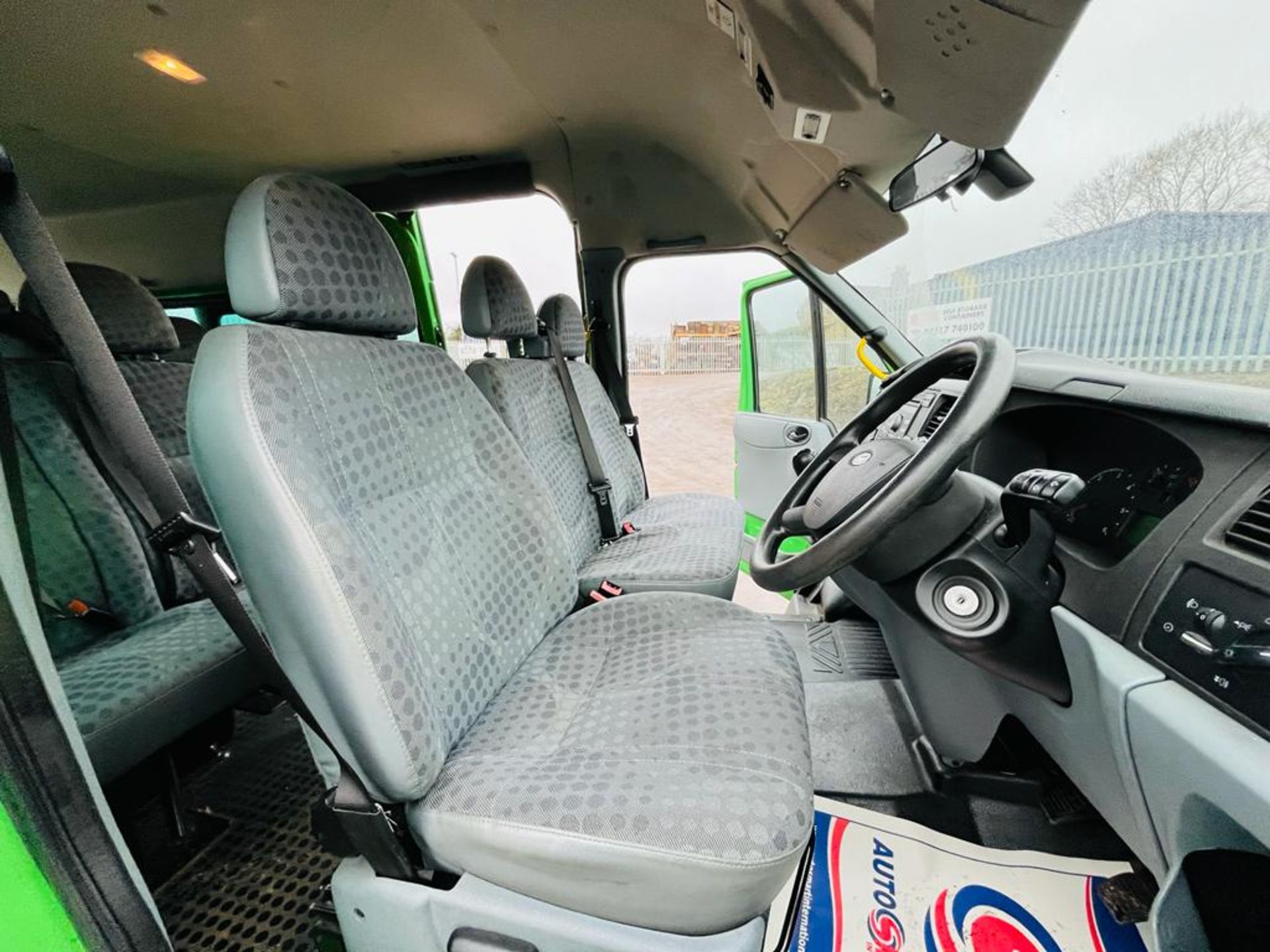 ** ON SALE ** Ford Transit TDCI 100 RWD 17 Seater Minibus Extended Frame 2.4 2006 '56 Reg' - Image 18 of 30